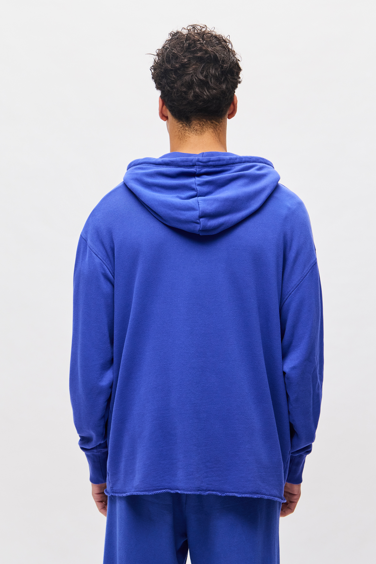 RELAXED HOODIE WITH RAW EDGE HEM