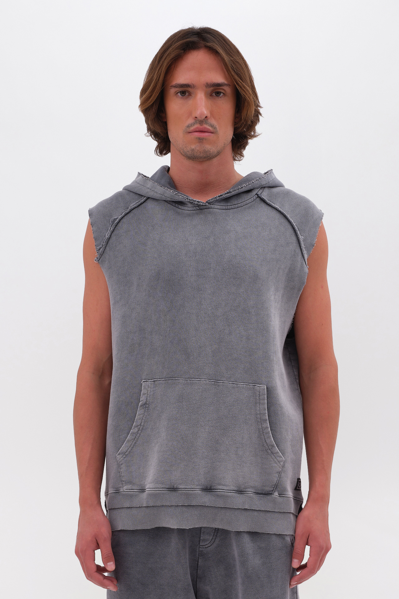 SLEEVELESS HOODIE WITH RAW EDGES