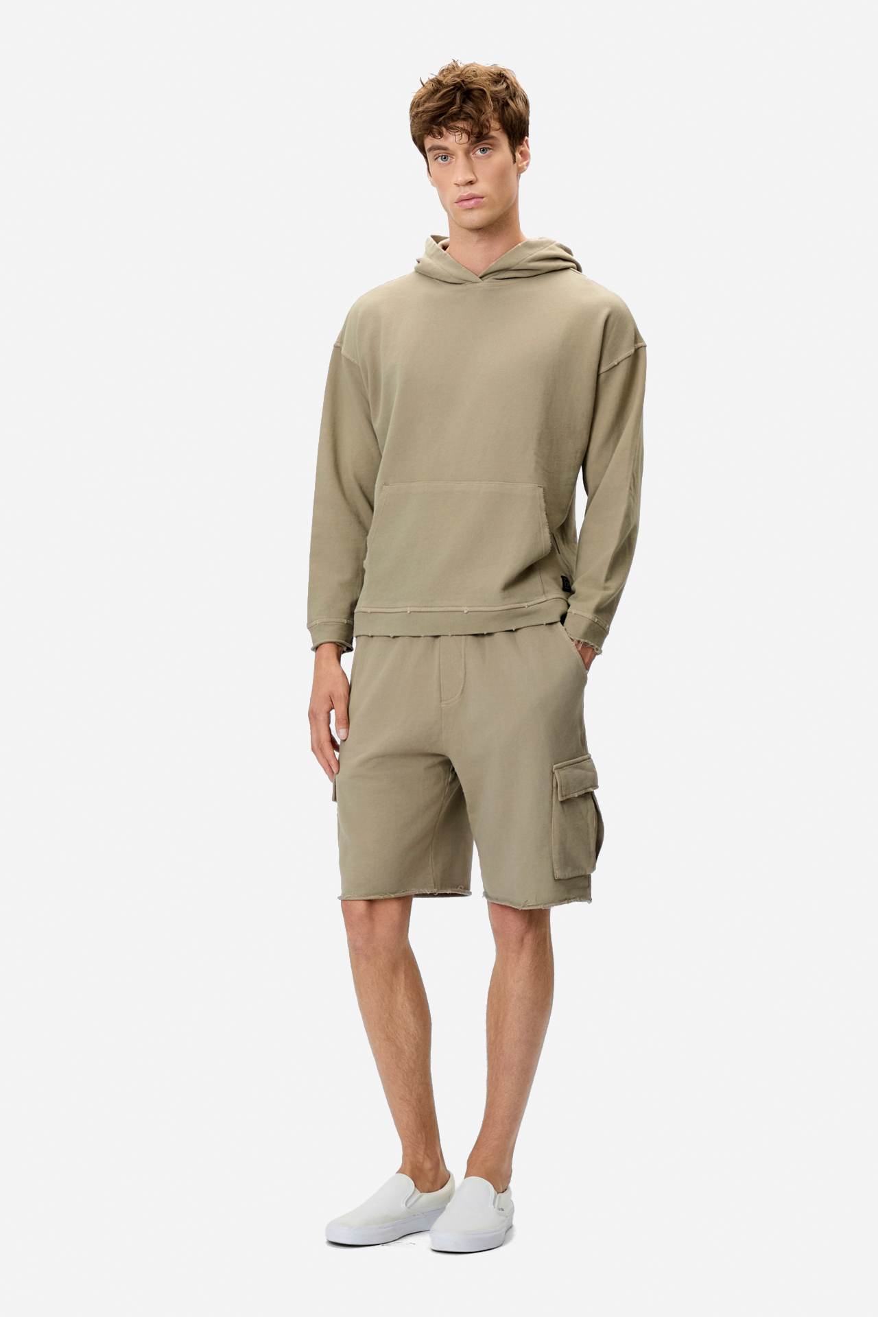 OVERSIZED HOODIE WITH DESTROYS