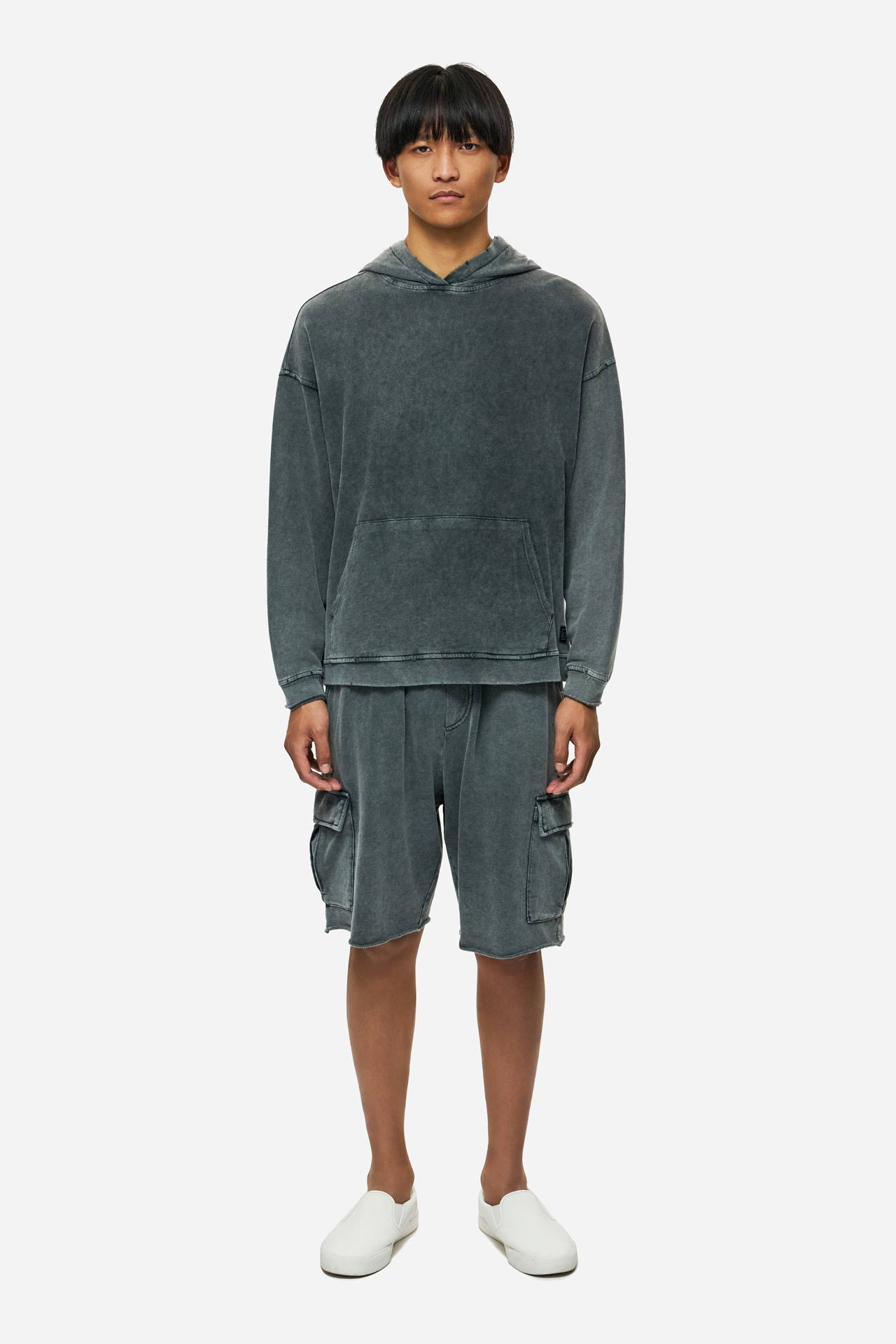 OVERSIZED HOODIE WITH DESTROYS