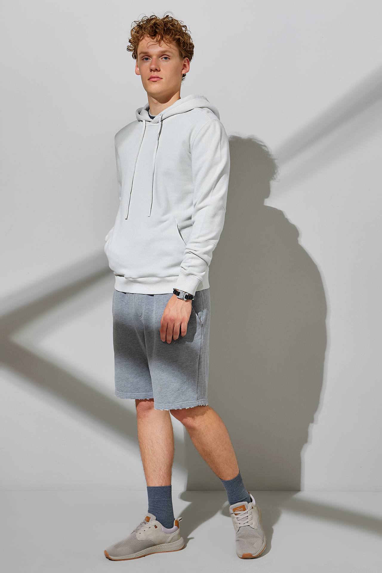 HIDDEN POCKETS LOOSE FIT HOODIE