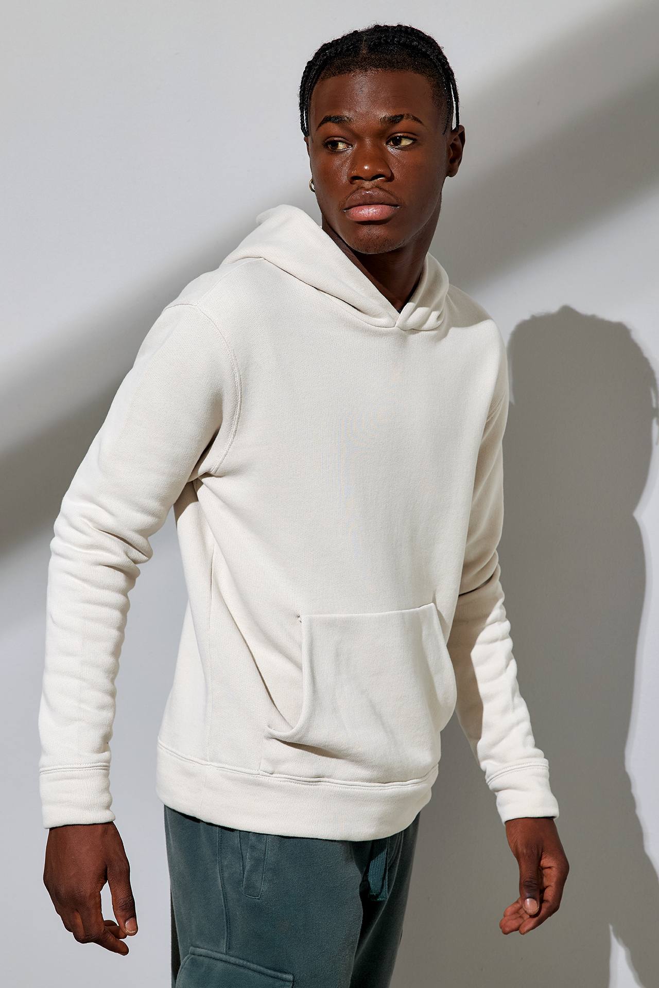 CLEAN CUT DROPSHOULDER HOODIE