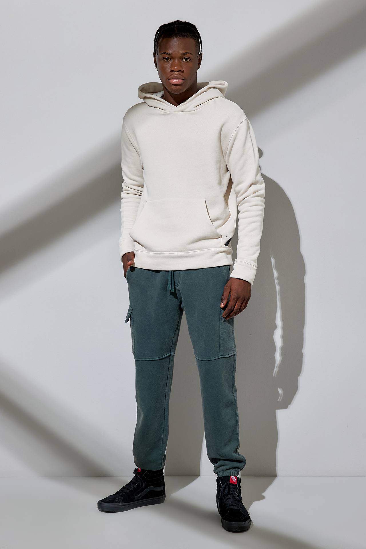 CLEAN CUT DROPSHOULDER HOODIE