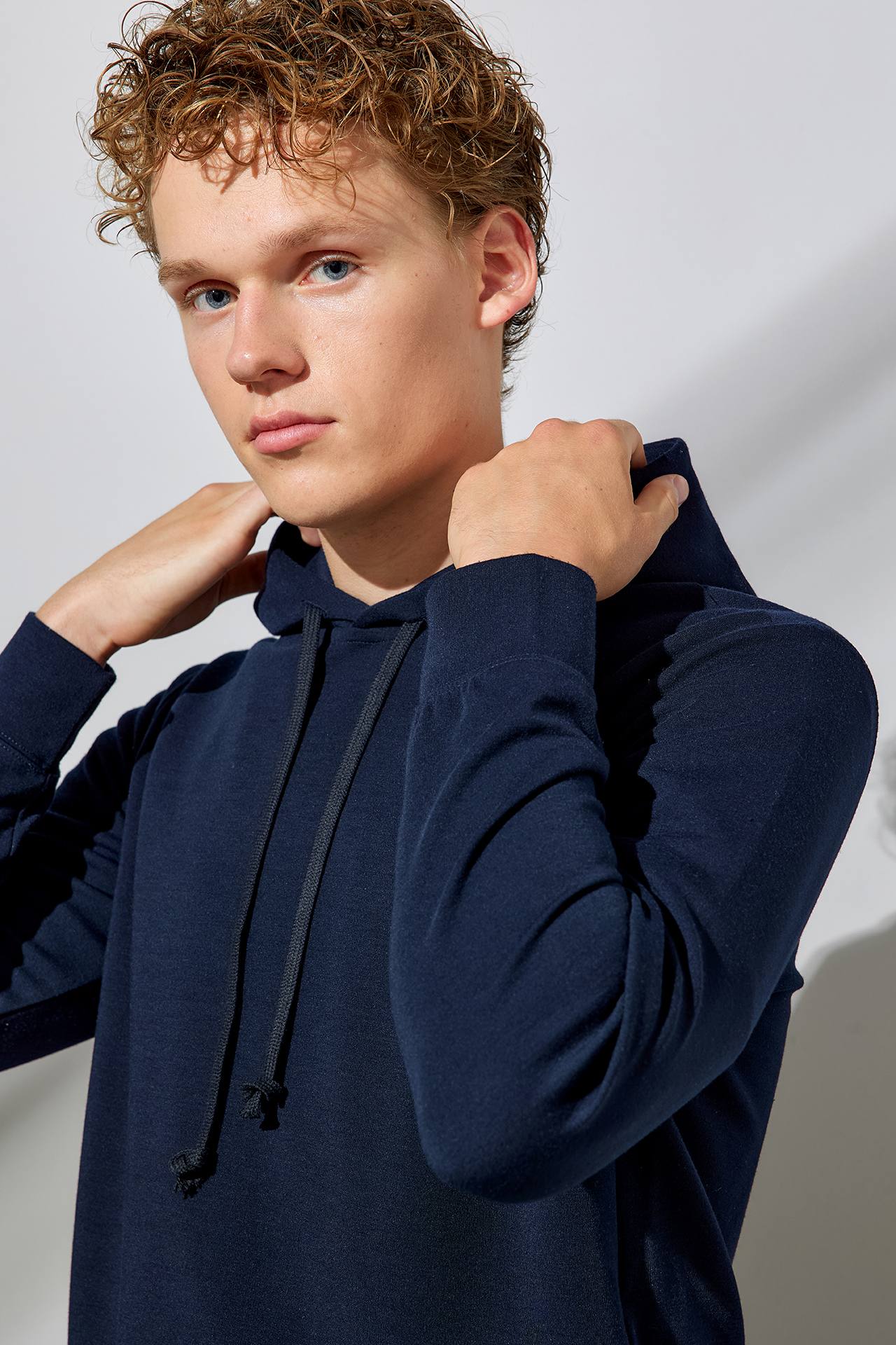 SPECIAL FABRIC HOODIE