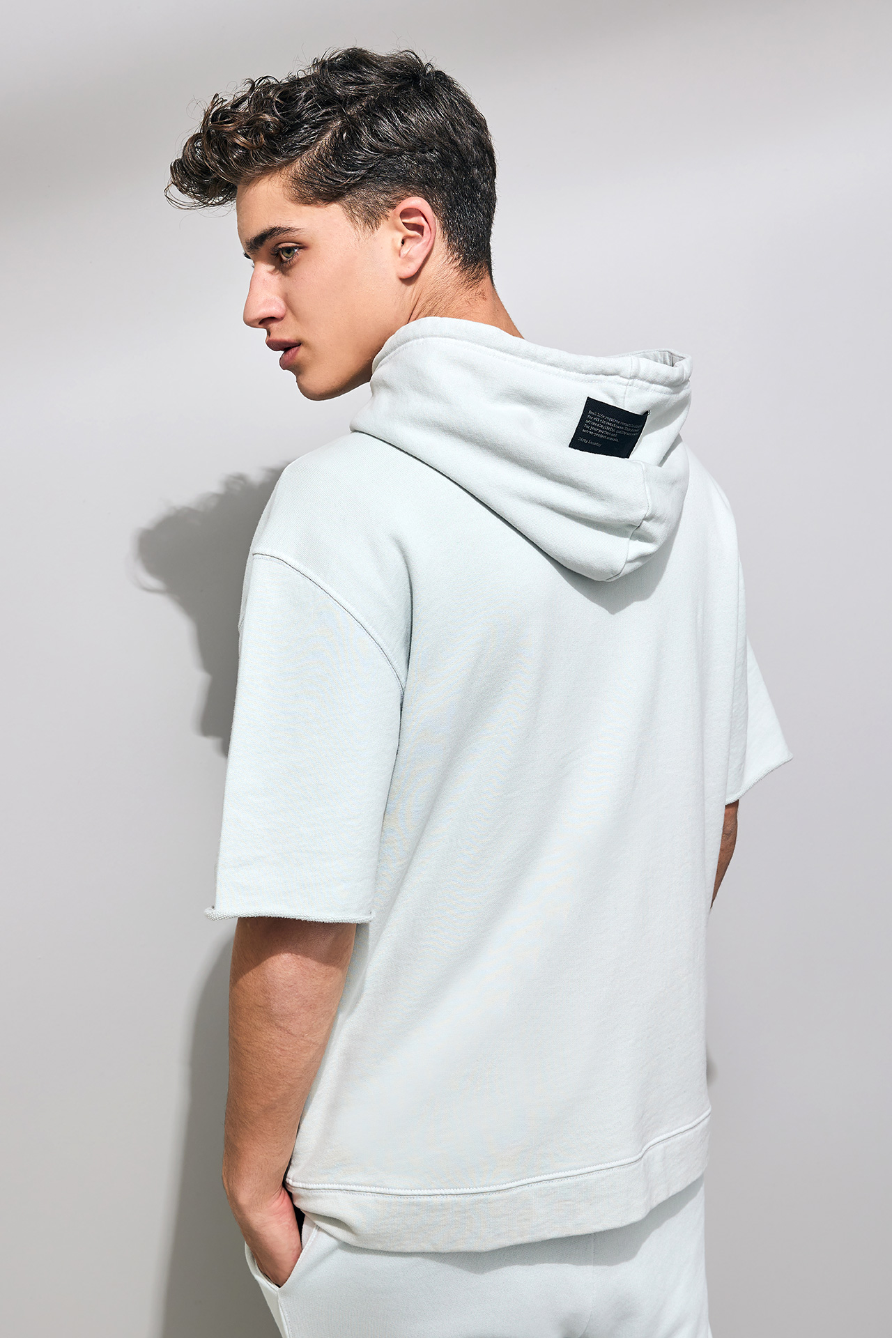 OVERSIZED S/SLEEVE HOODIE