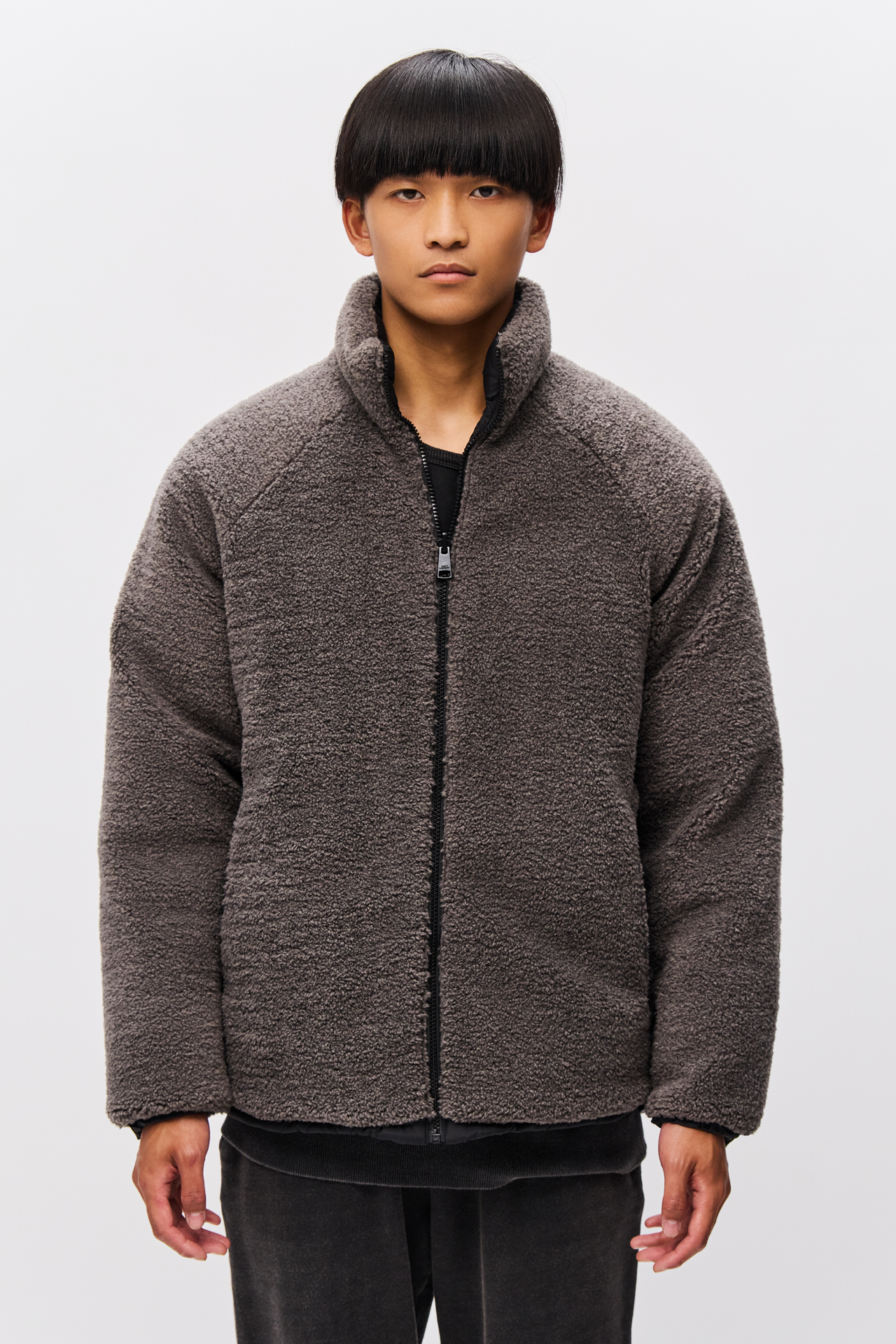 REVERSIBLE FLEECE AND DOWN JACKET