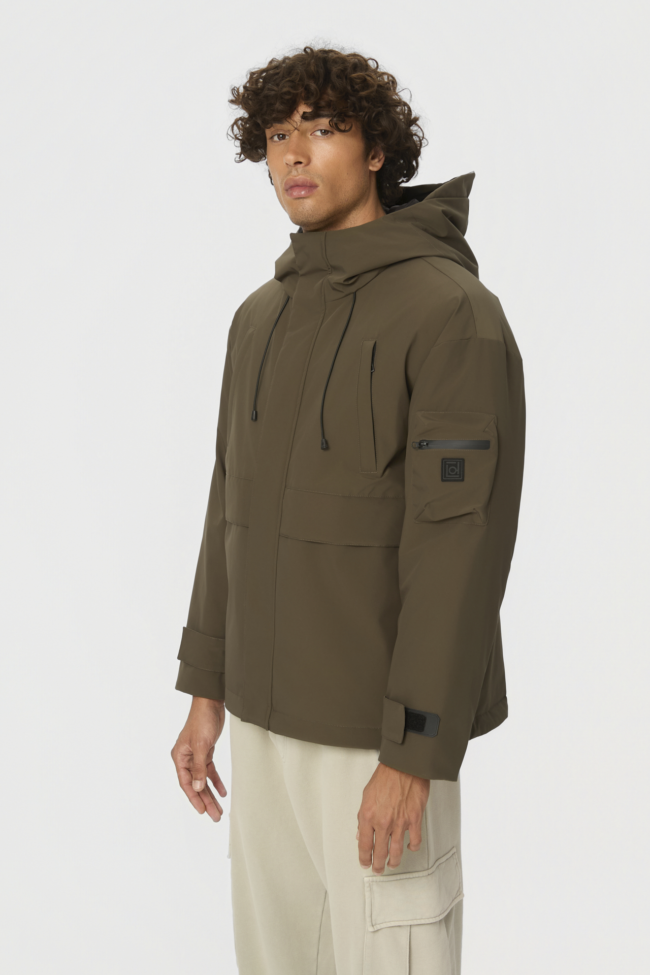 HOODED JACKET