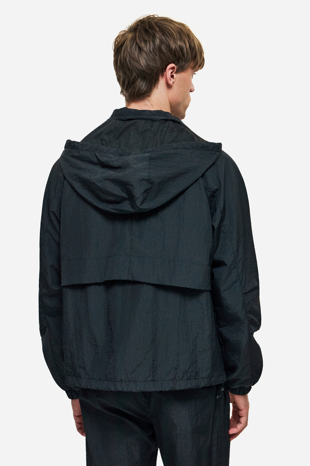 LIGHTWEIGHT JACKET