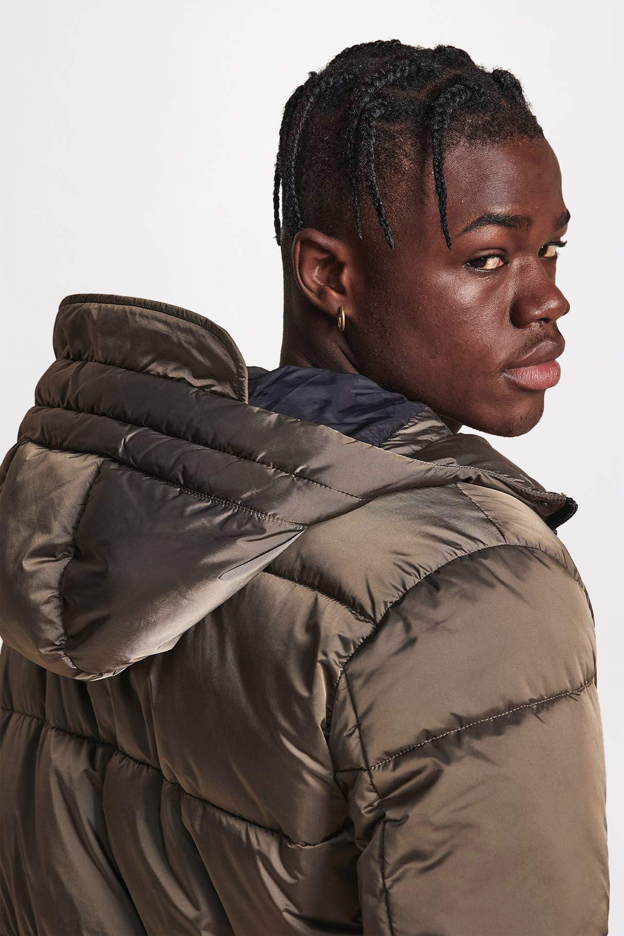 Metallic puffer on sale jacket black