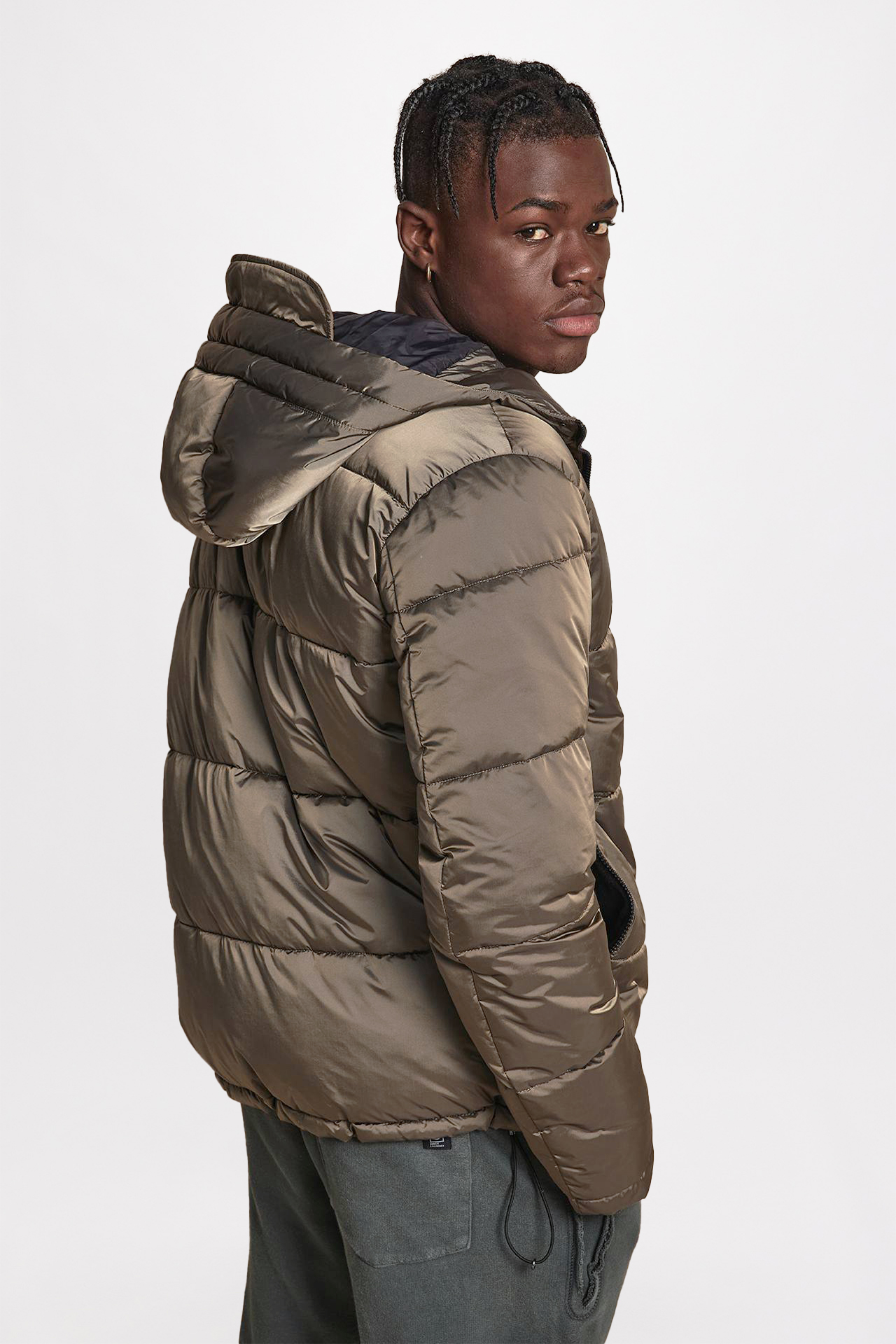 METALLIC PUFFER JACKET