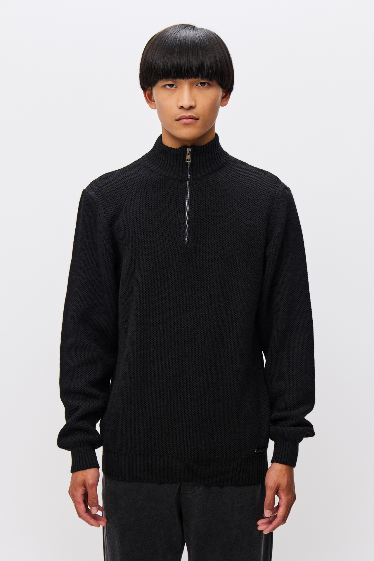 RELAXED HALF-ZIP SWEATER