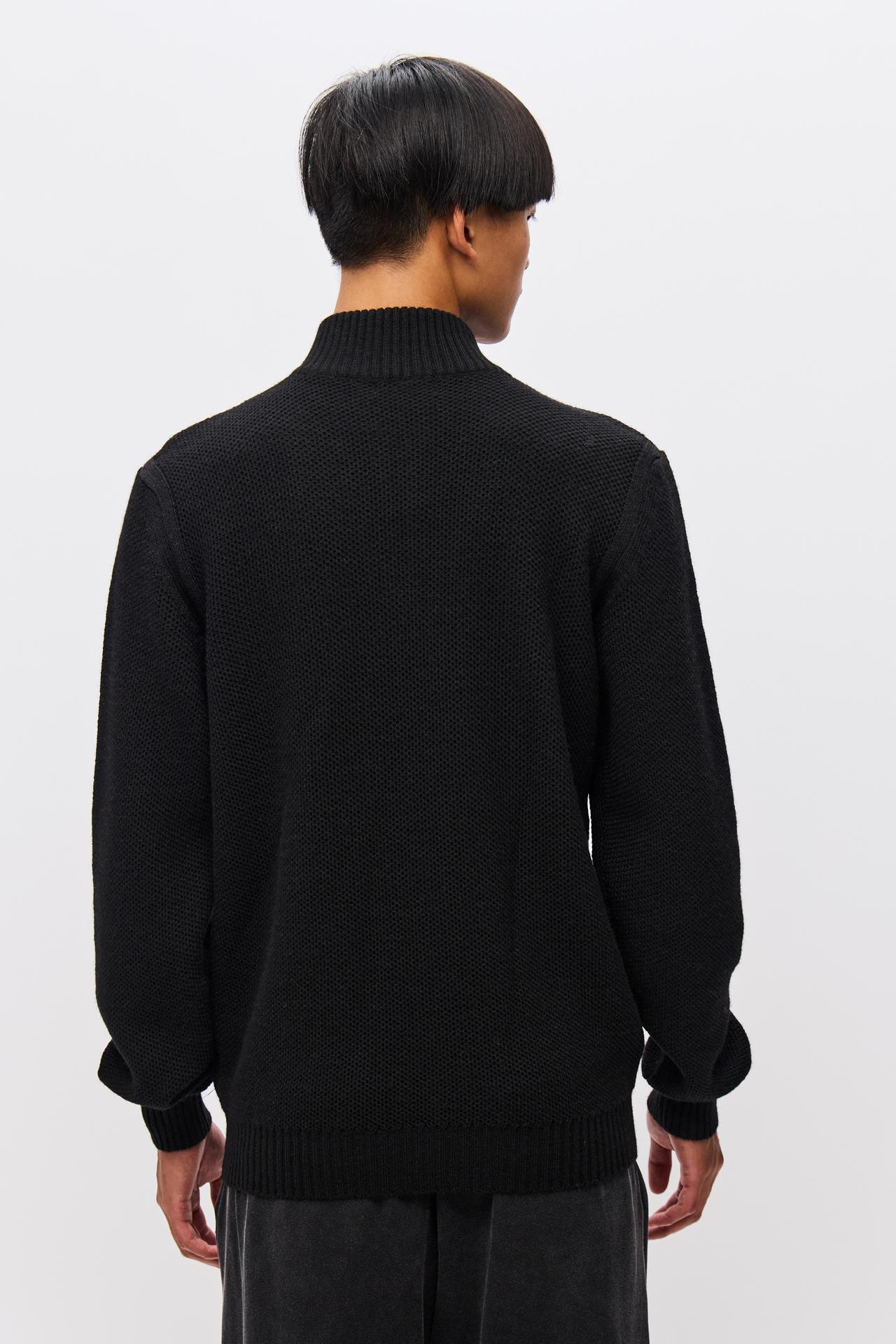 RELAXED HALF-ZIP SWEATER