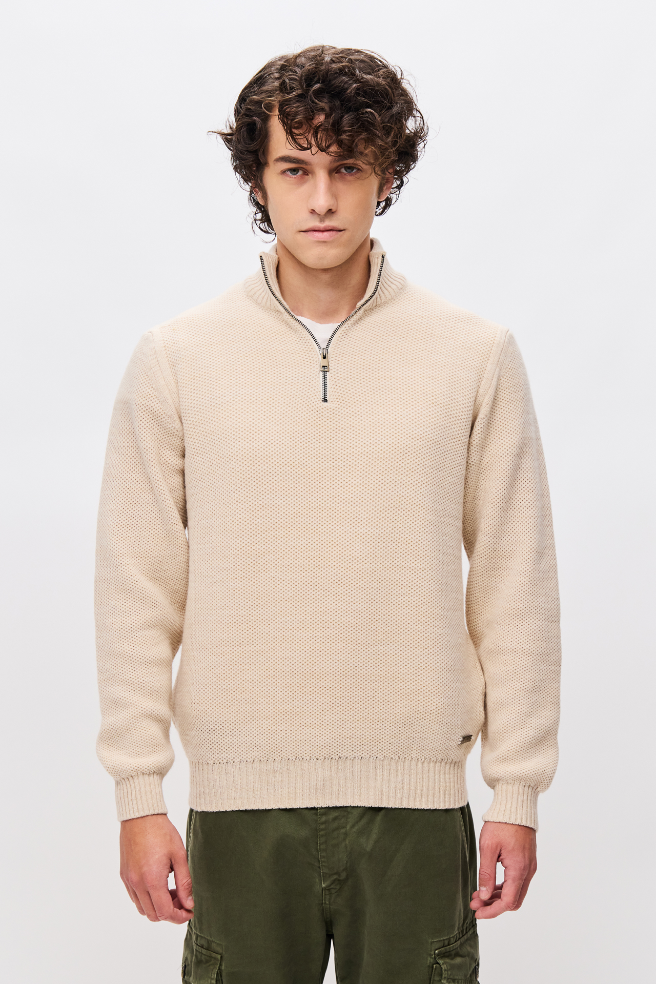 RELAXED HALF-ZIP SWEATER