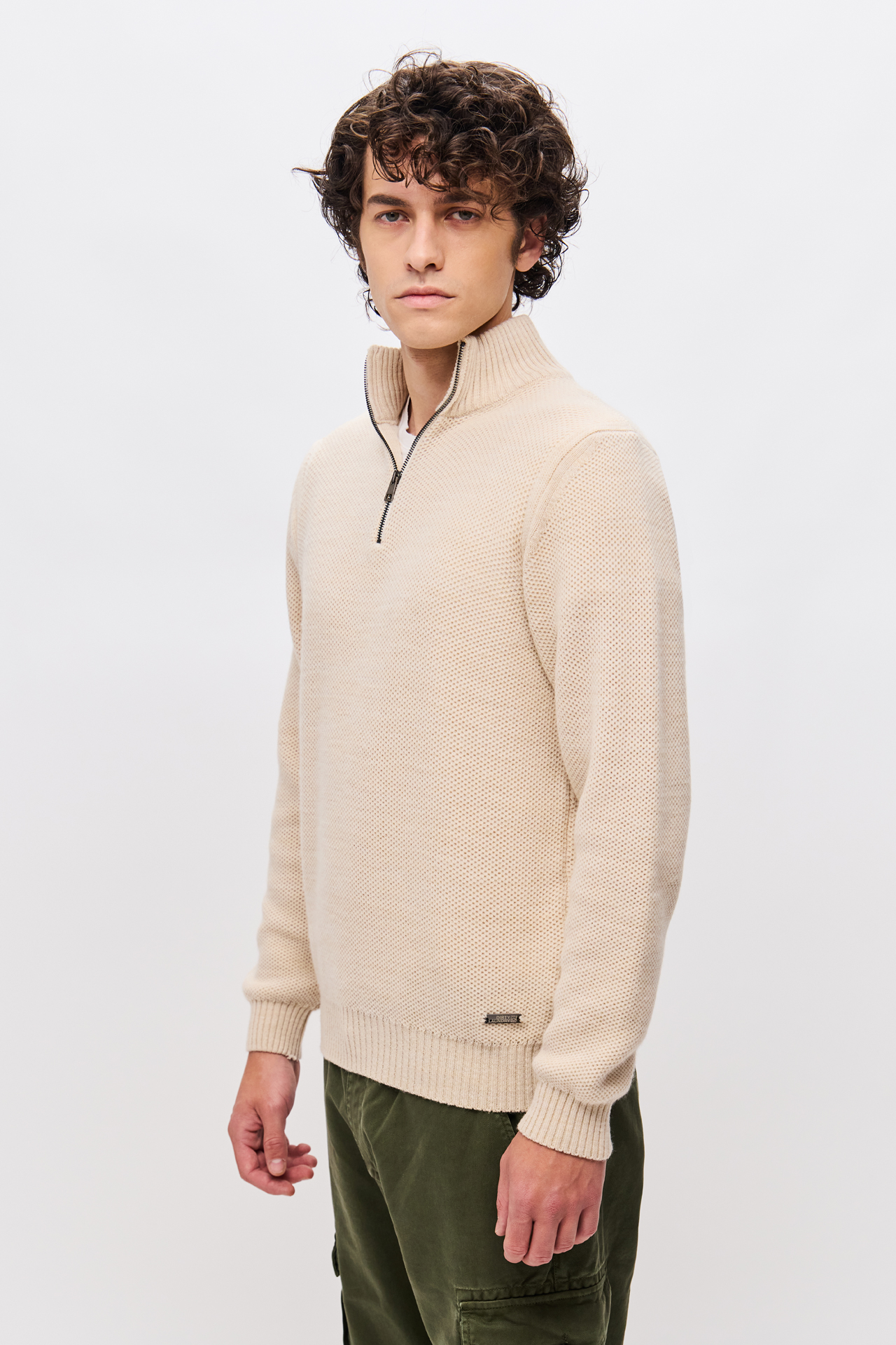 RELAXED HALF-ZIP SWEATER