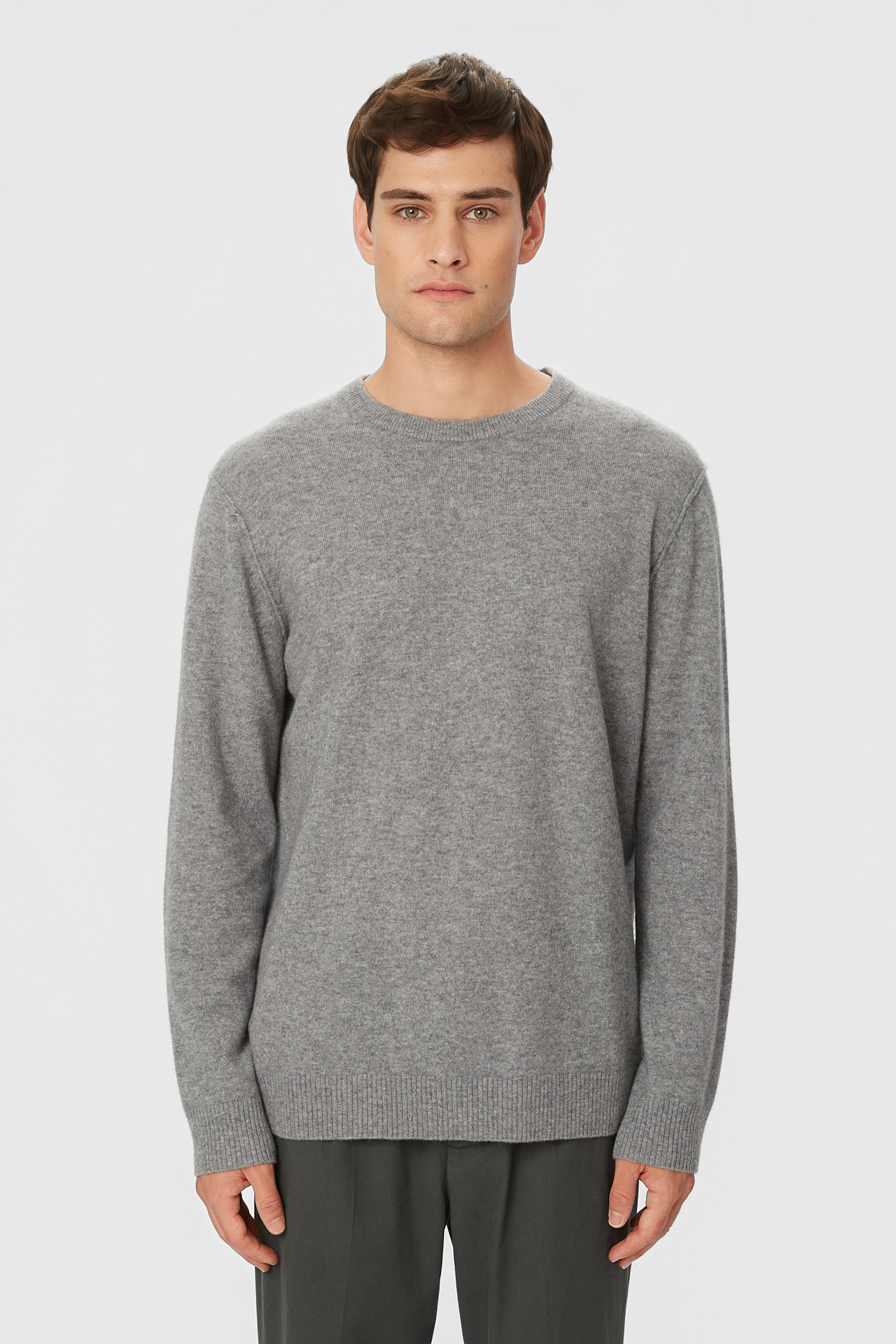 CASHMERE SWEATER