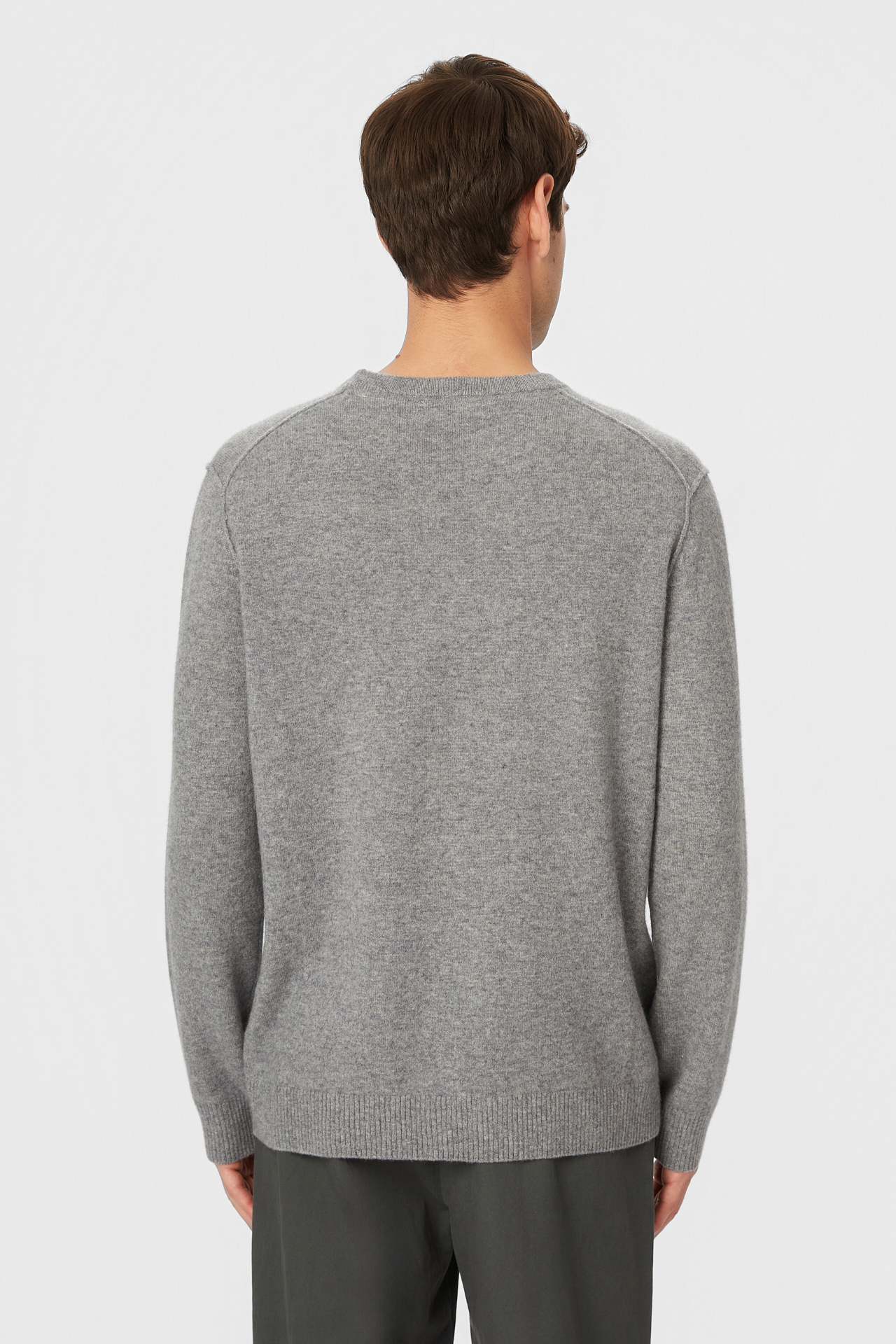 CASHMERE SWEATER