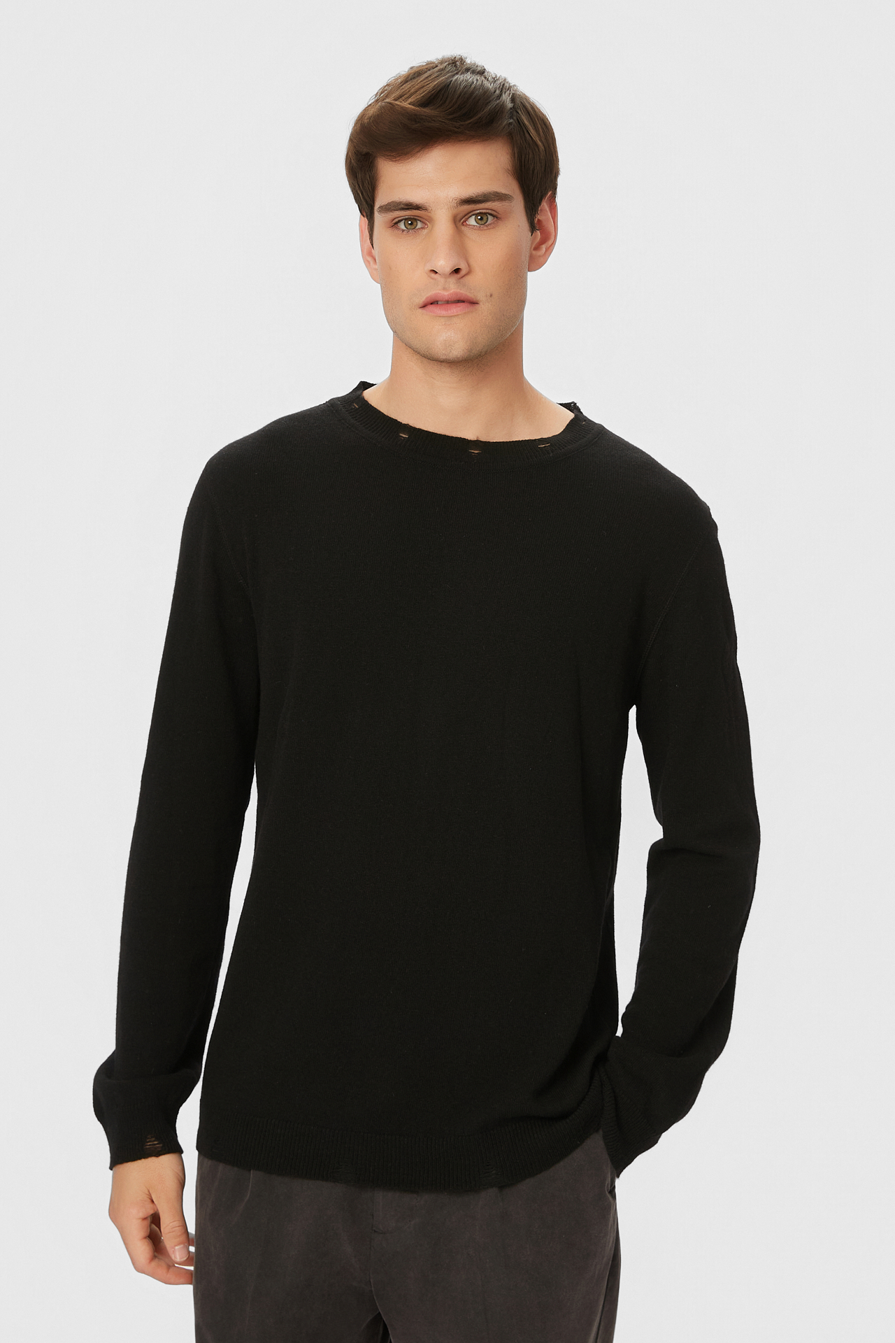 CREWNECK WITH DESTROYS