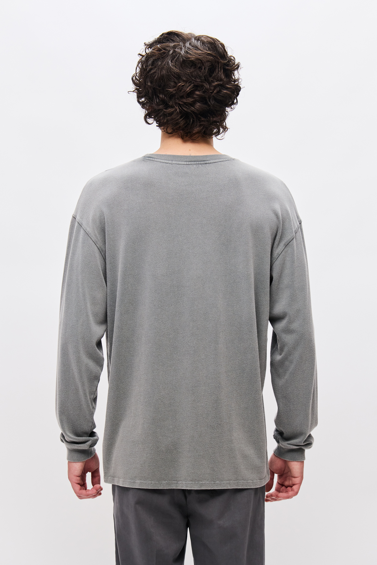 OVERSIZED LONGSLEEVE