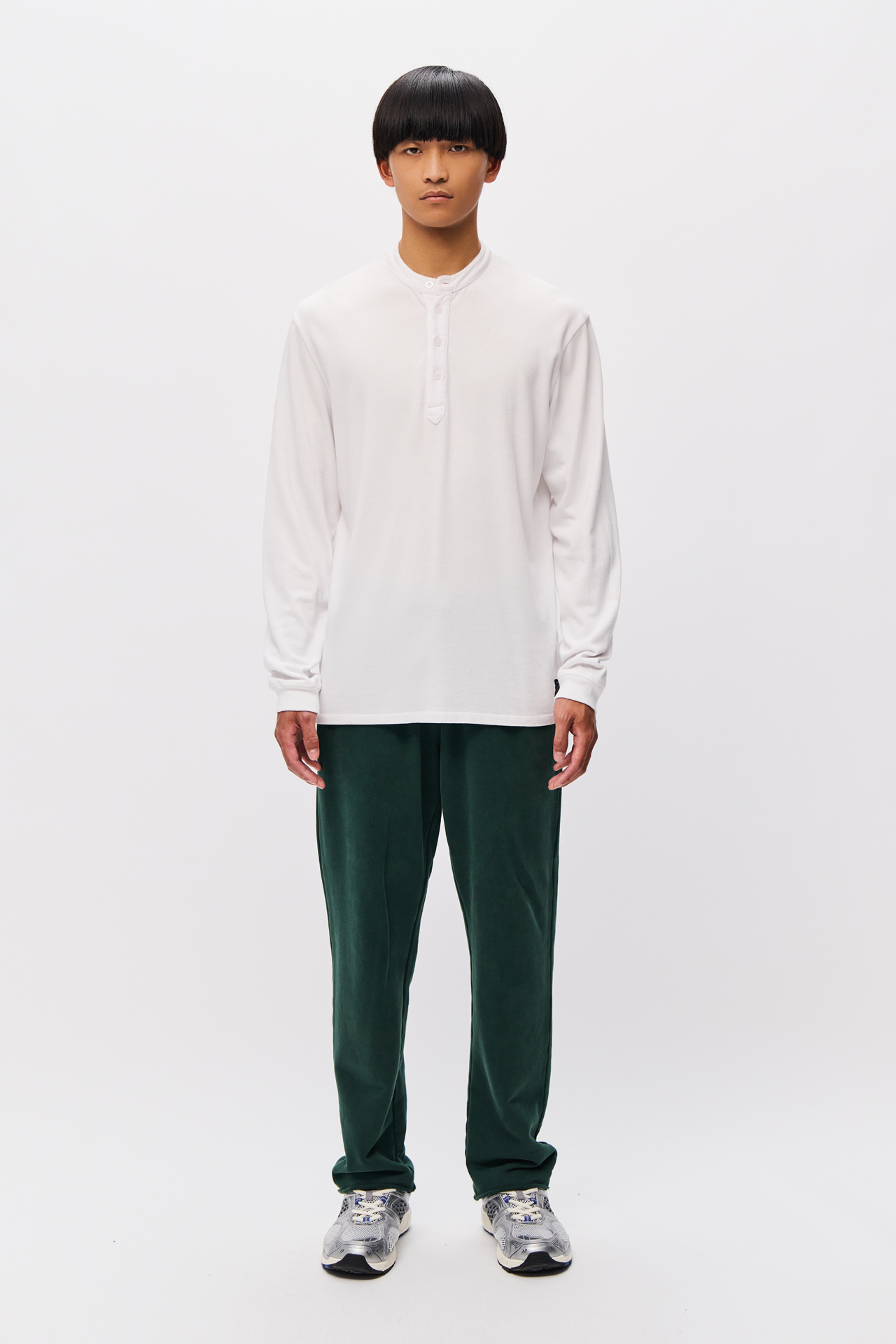 LONGSLEEVE WITH BUTTON PLACKET