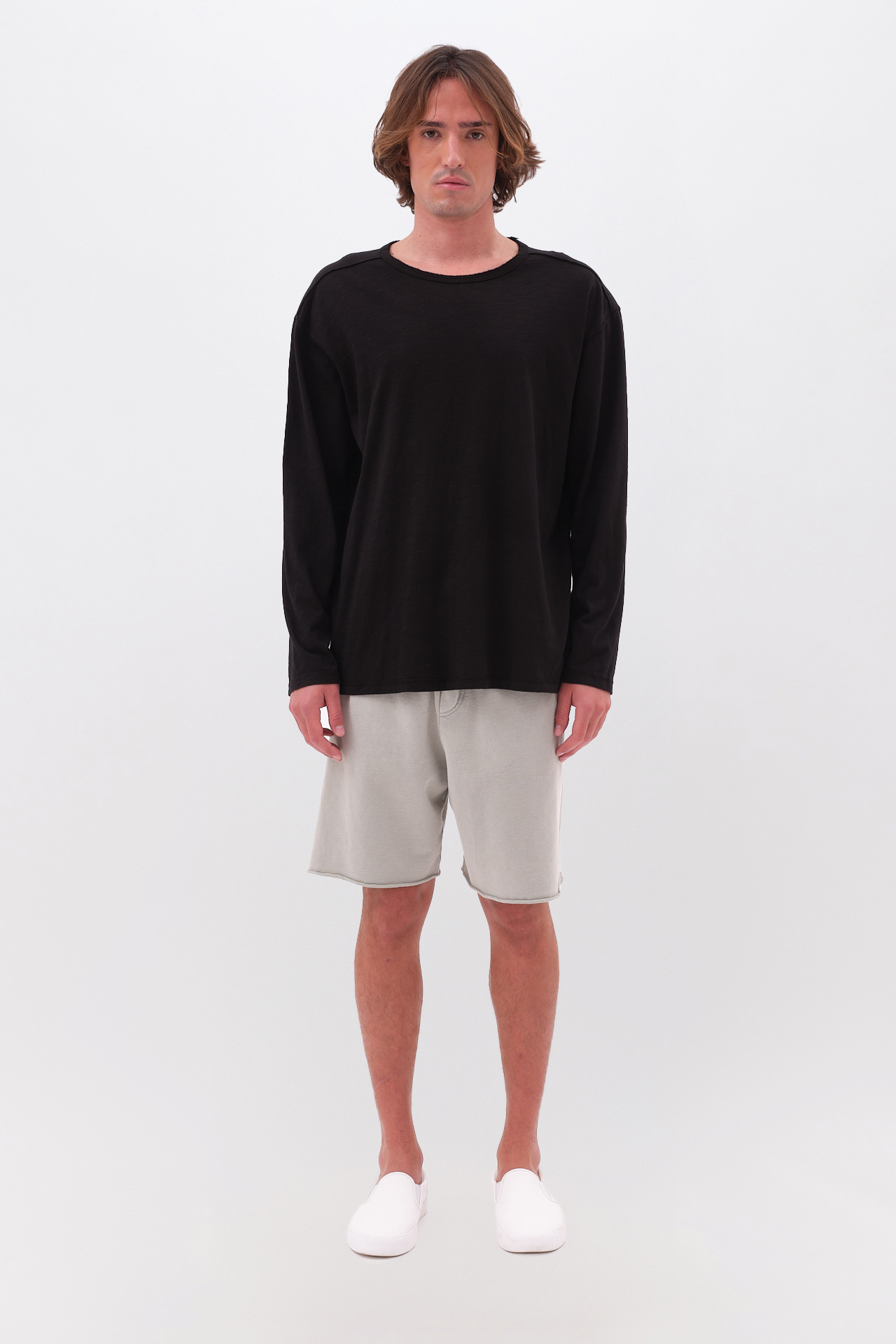 OVERSIZED LONGSLEEVE WITH RAW EDGES
