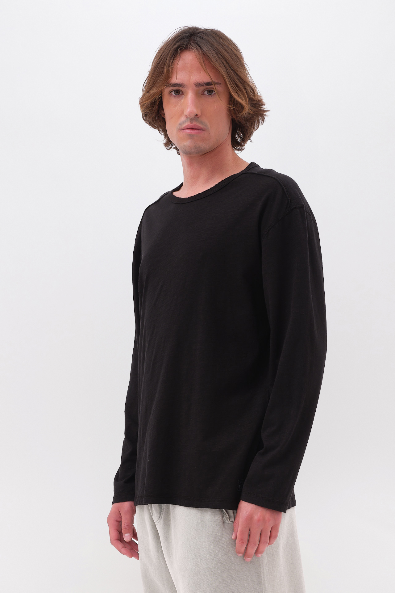 OVERSIZED LONGSLEEVE WITH RAW EDGES