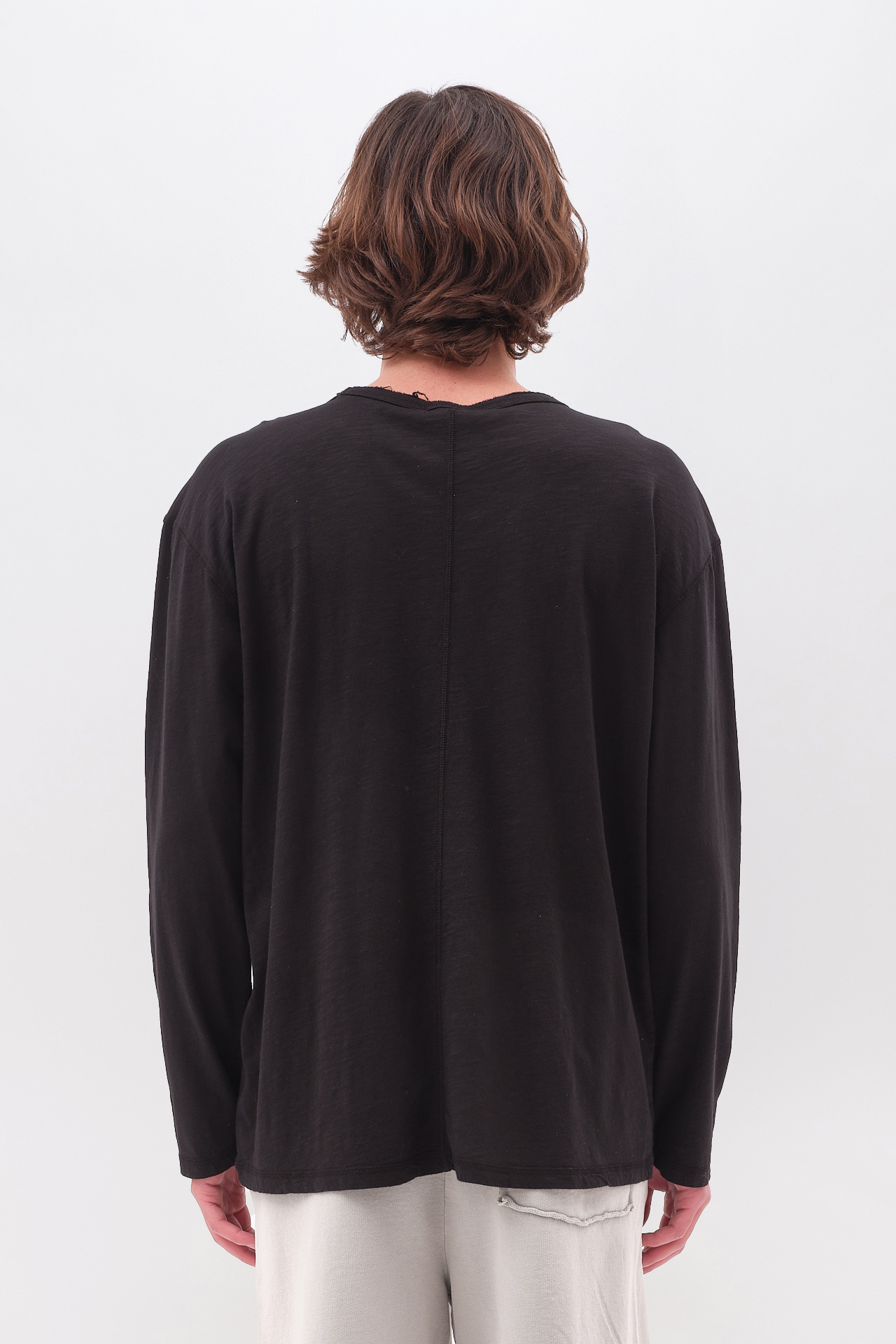 OVERSIZED LONGSLEEVE WITH RAW EDGES