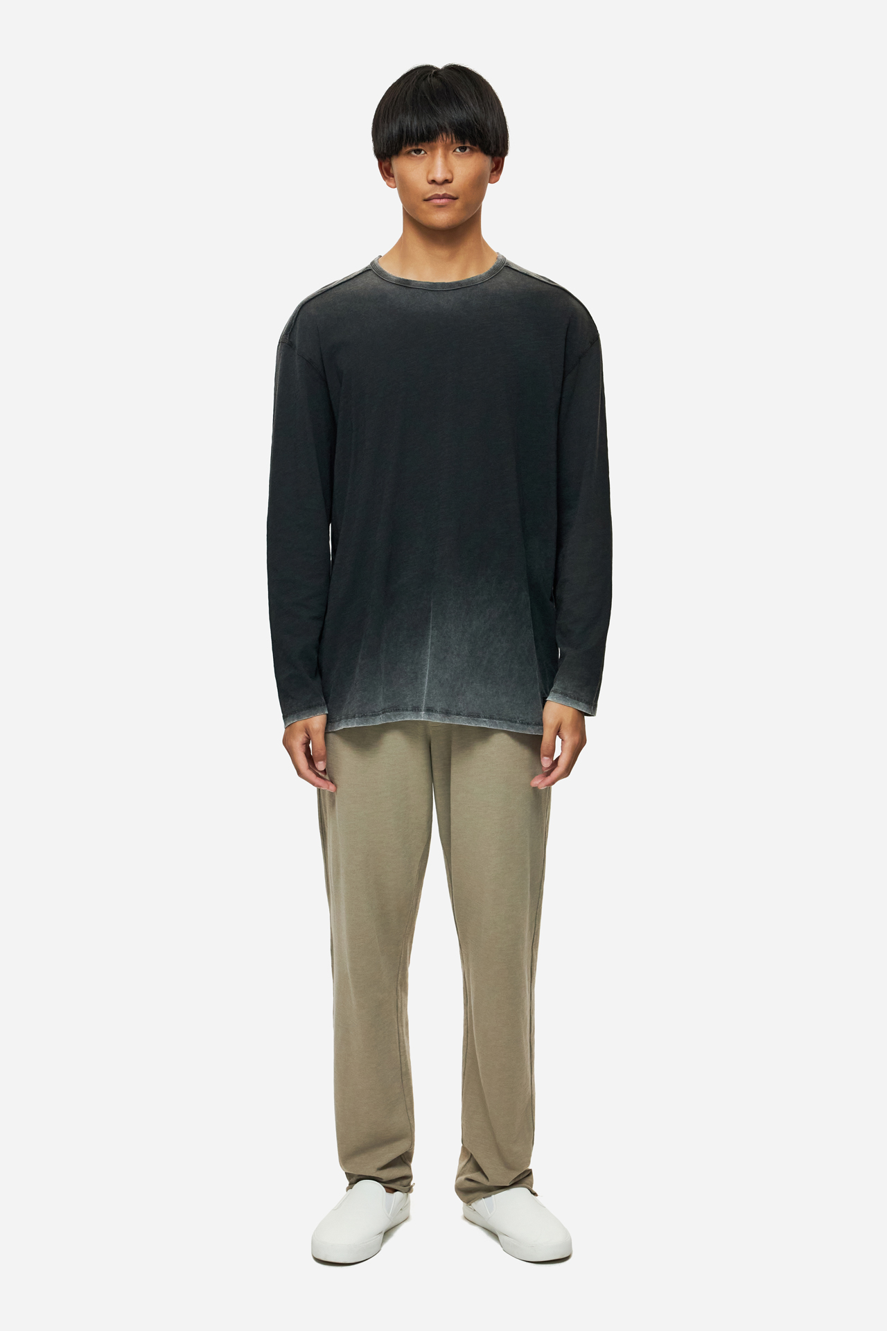 OVERSIZED LONGSLEEVE WITH RAW EDGES