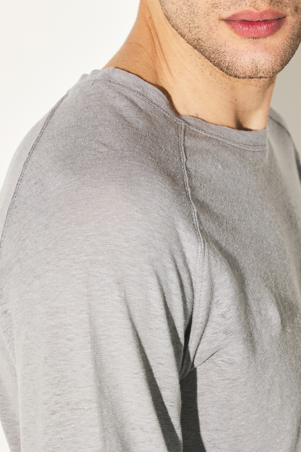 LINEN BLEND RAGLAN L/SLEEVE