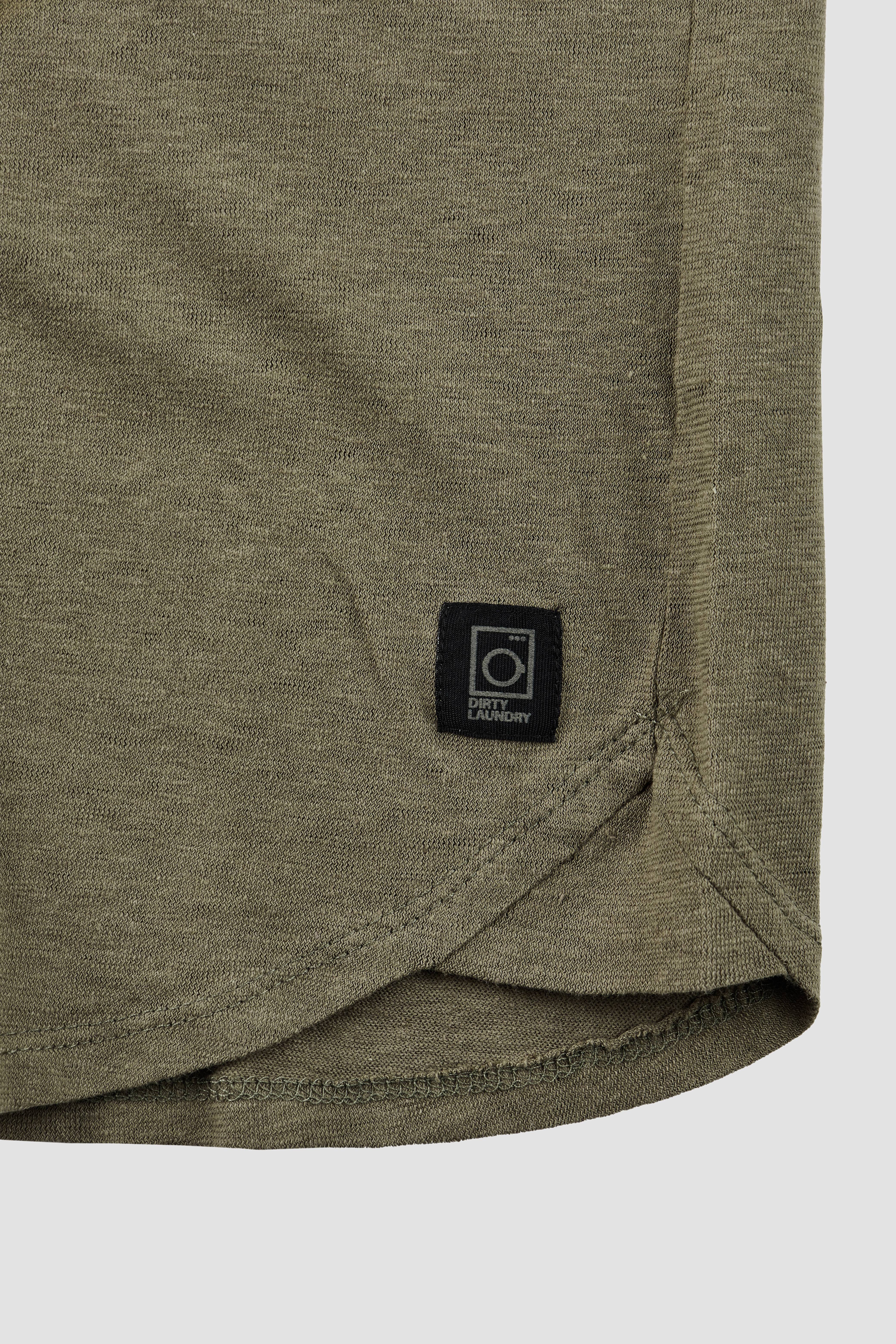 LINEN LONGSLEEVE BUTTON SIDE HEM DETAILS