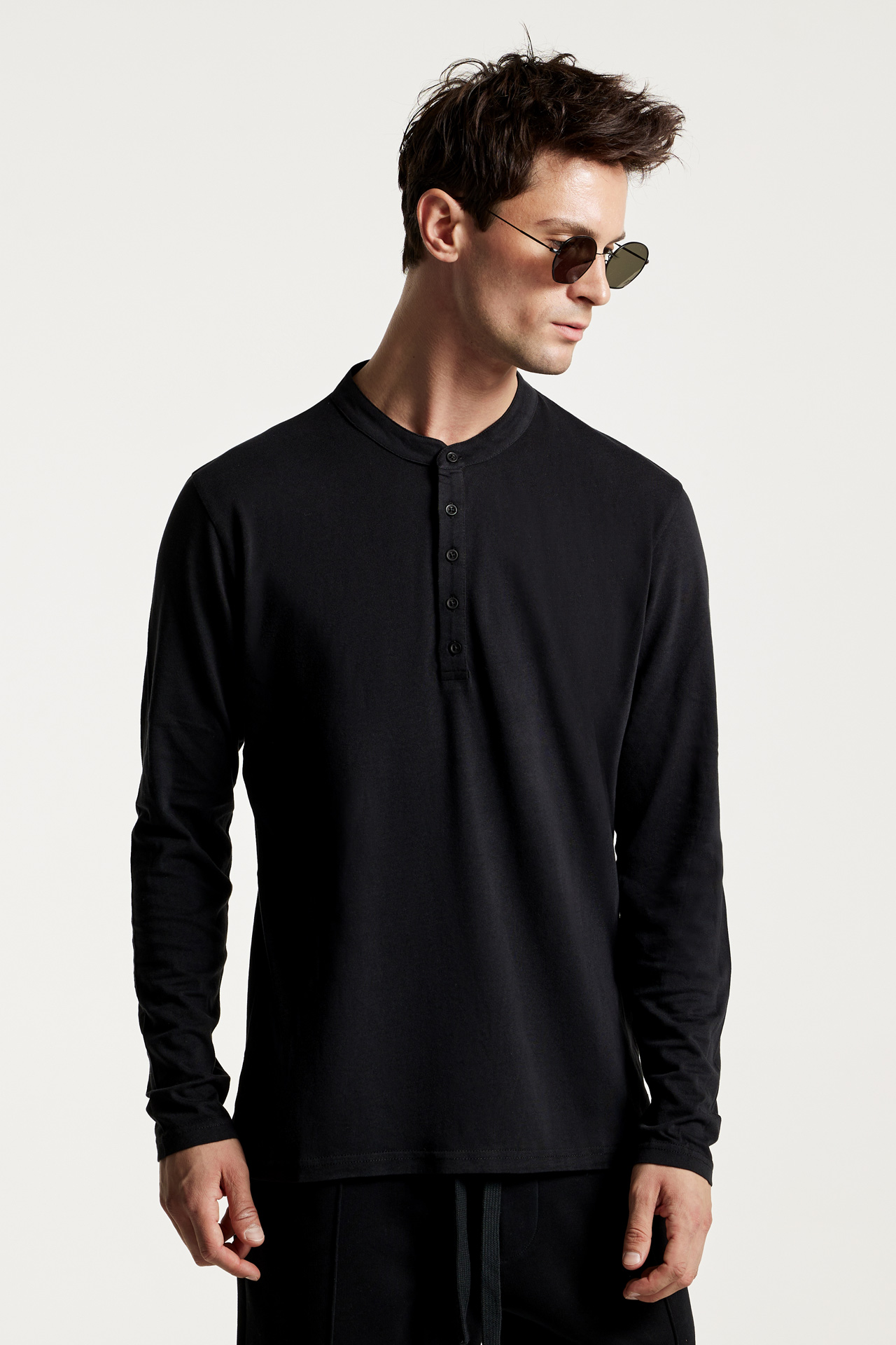 Henley Button-Placket Longsleeve