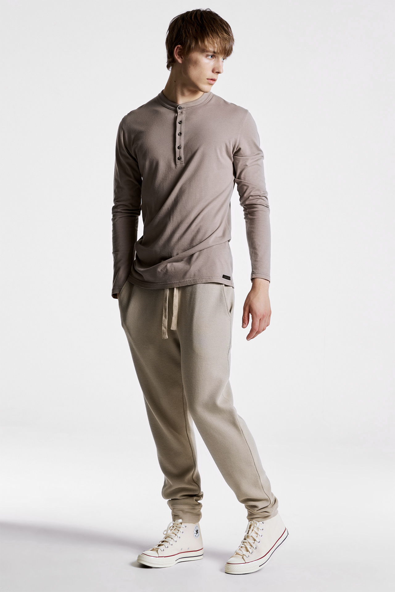 Henley Button-Placket Longsleeve