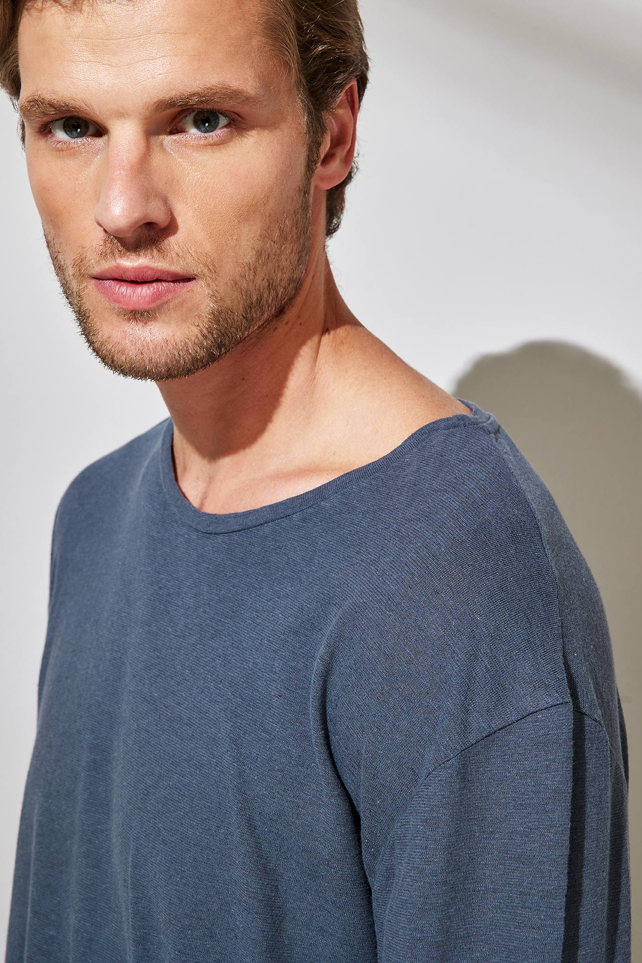 STANDARD LINEN LONGSLEEVE