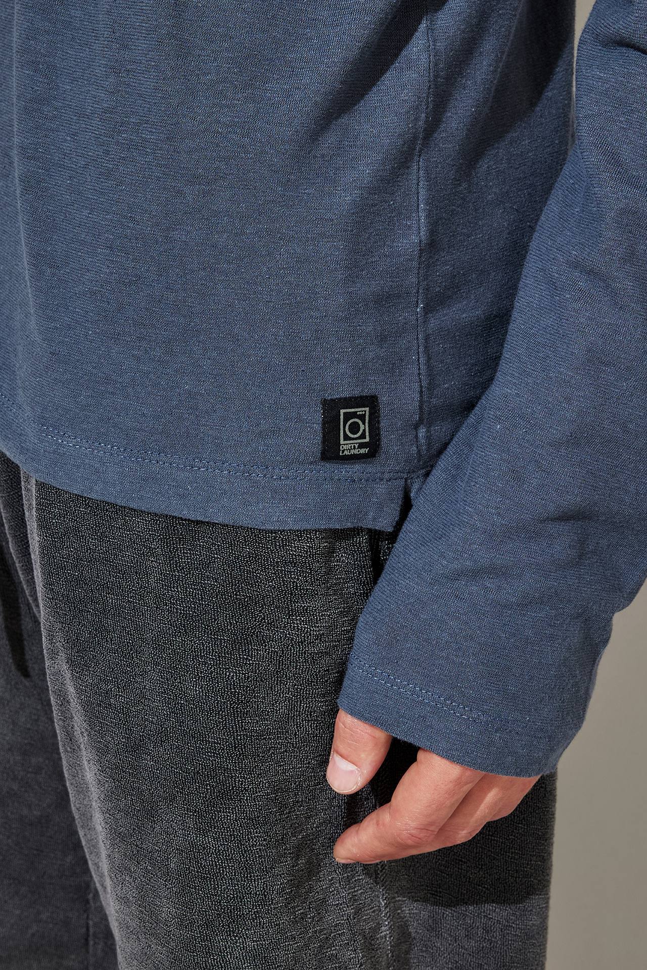 STANDARD LINEN LONGSLEEVE