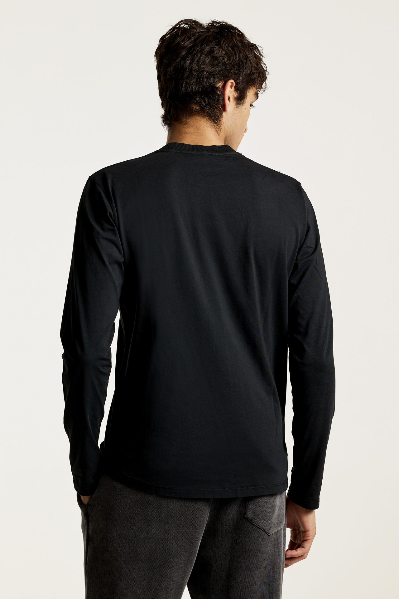 Curved Hem Longsleeve