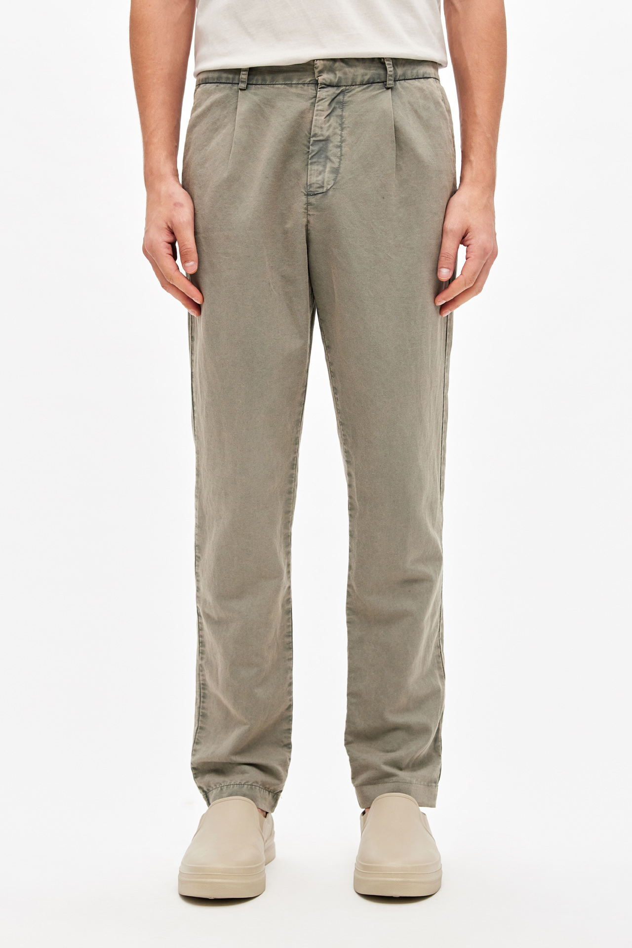 Relaxed Chino Pants