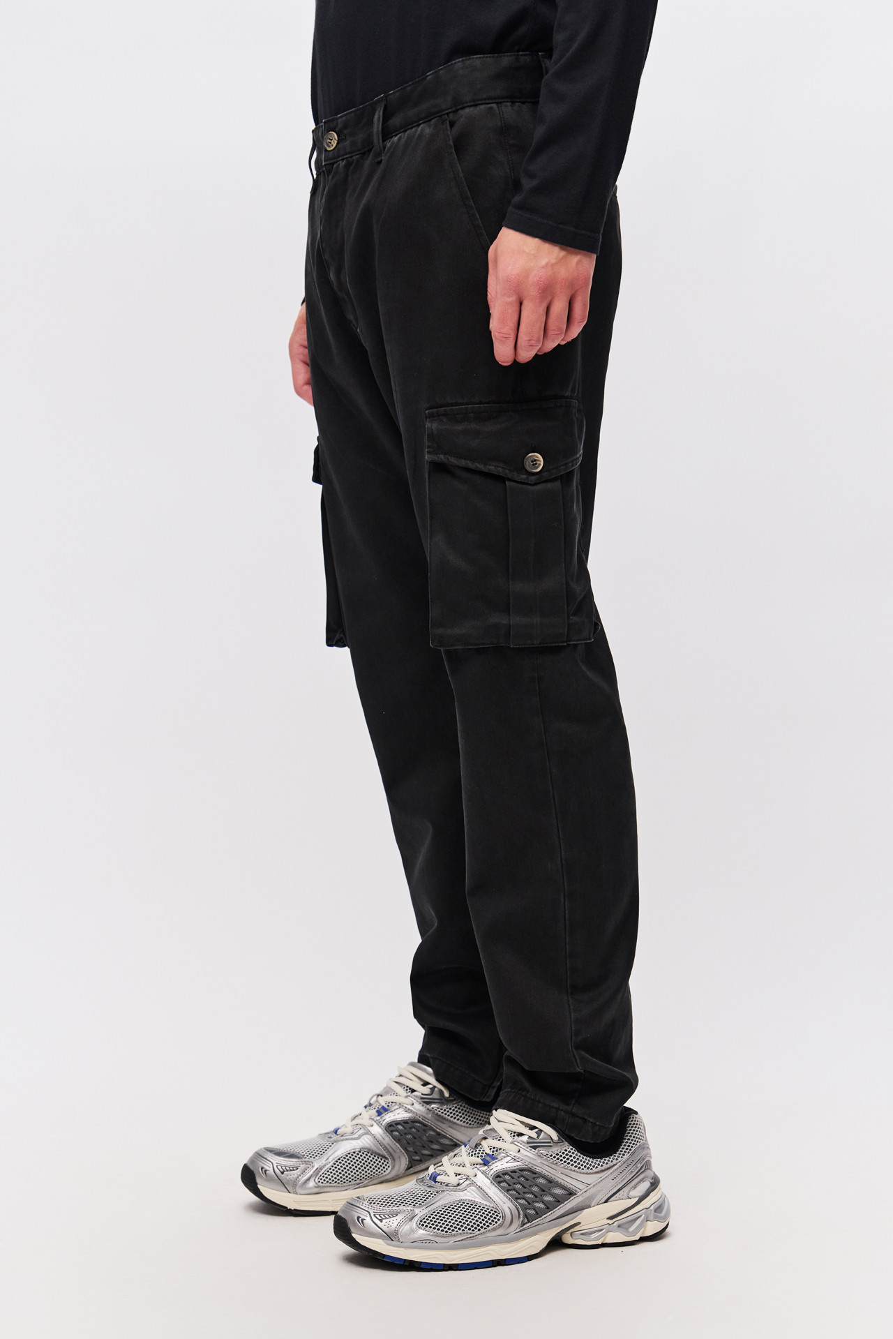 TAPERED CARGO TROUSERS
