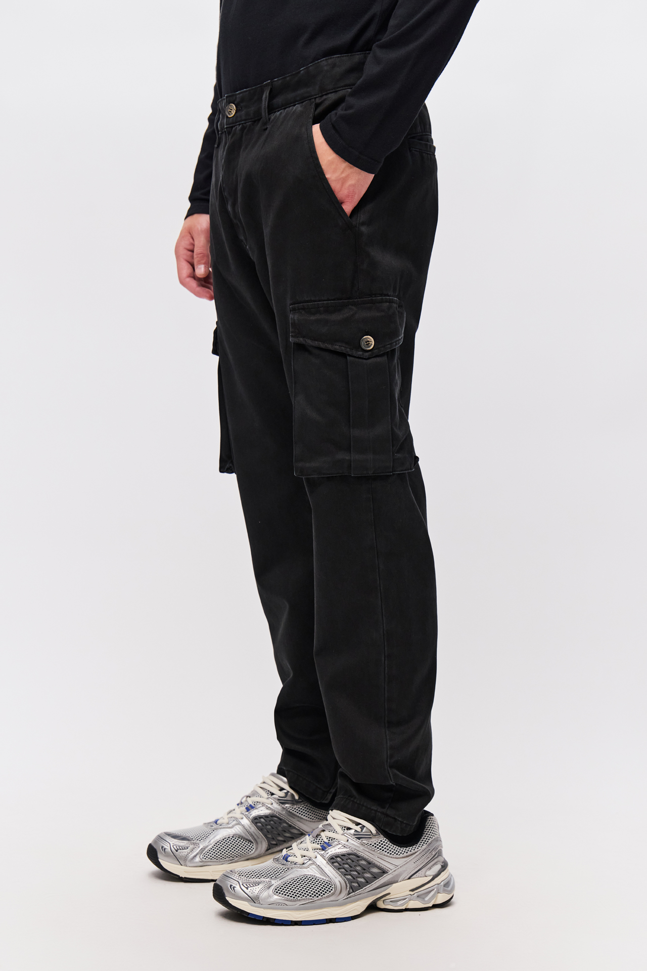 Mens black tapered cargo pants on sale