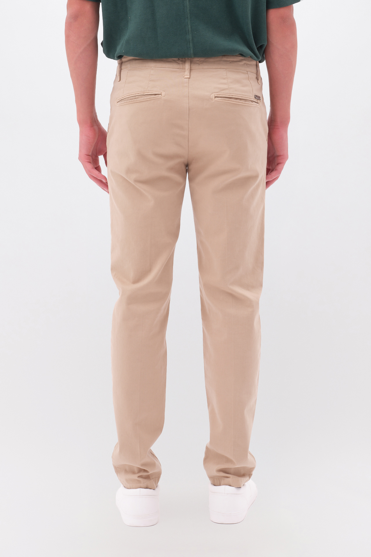 CLASSIC CHINOS TROUSERS