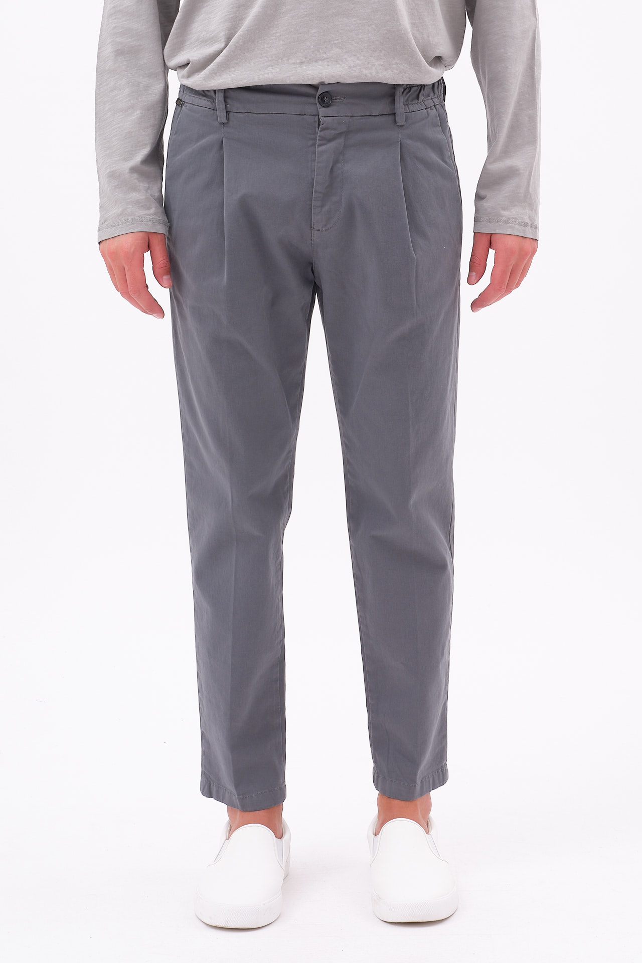CLASSIC CHINOS WITH ELASTIC WAISTBANTD