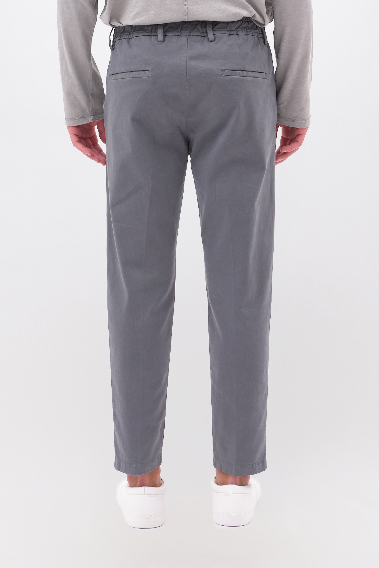 CLASSIC CHINOS WITH ELASTIC WAISTBANTD