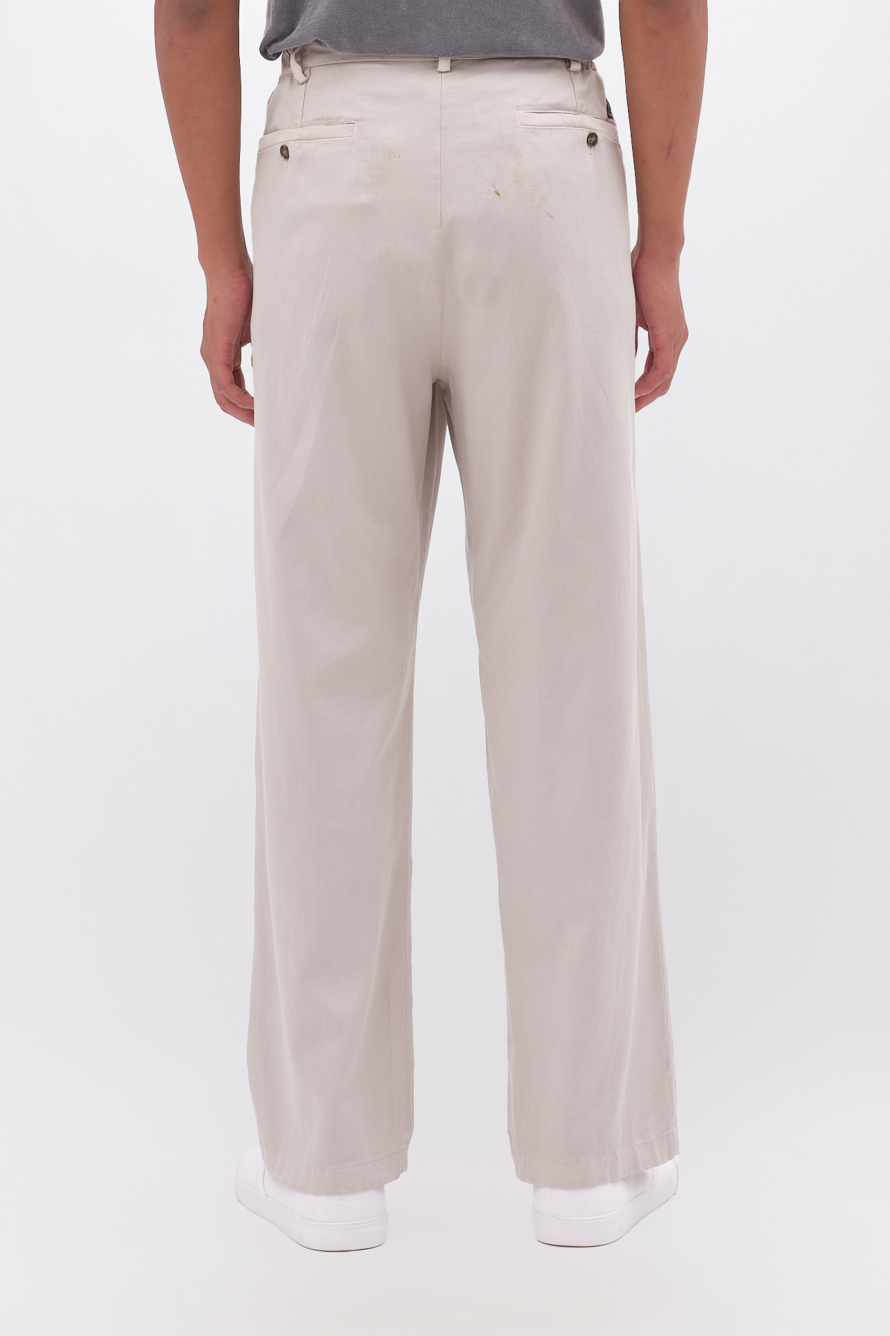 PLEATED TROUSERS