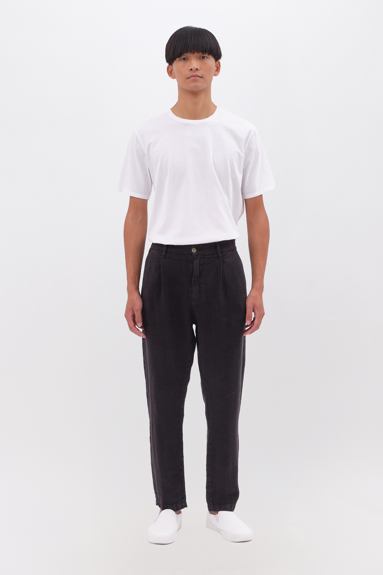 LINEN PANTS WITH PLEATS
