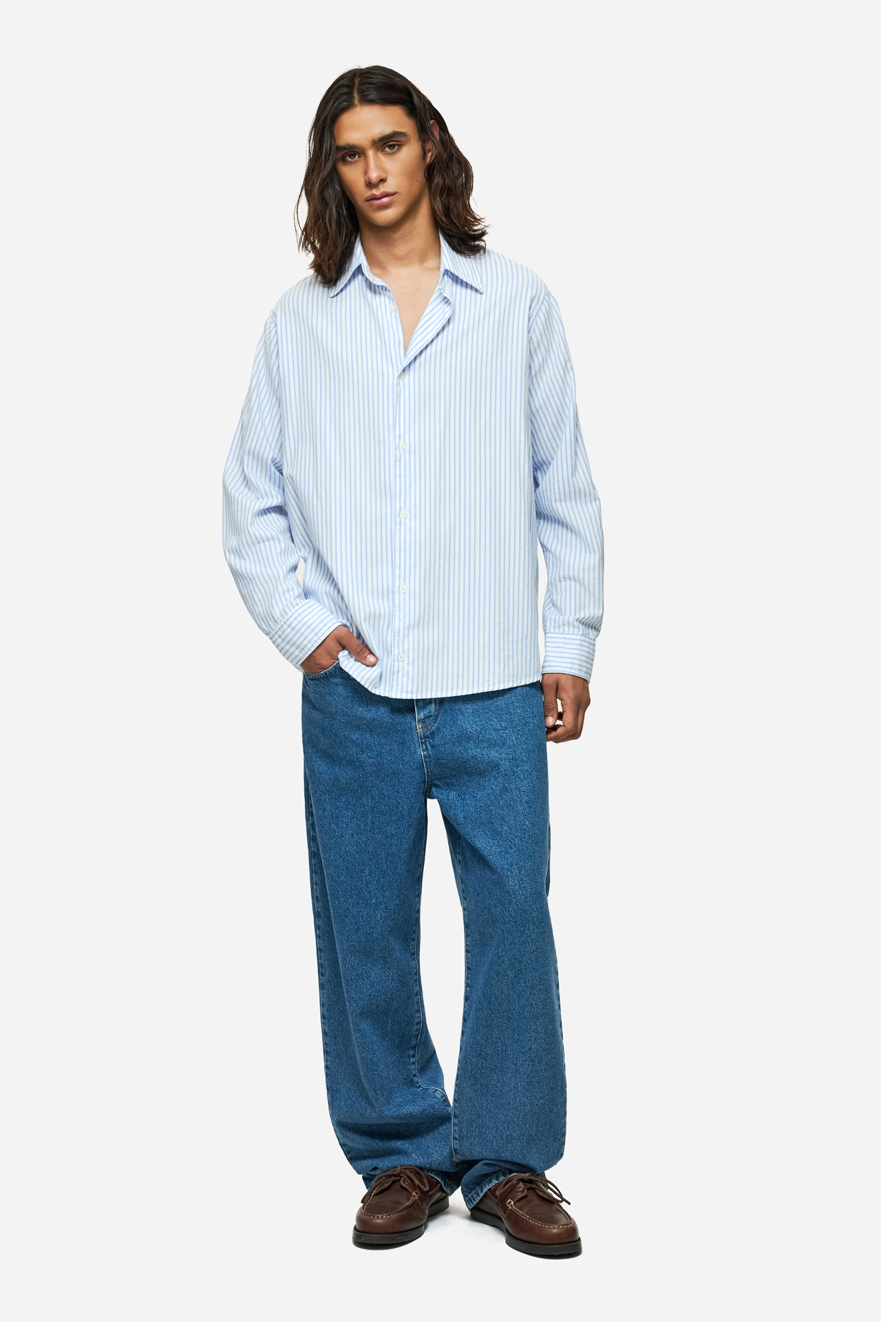 OVERSIZED JEANS