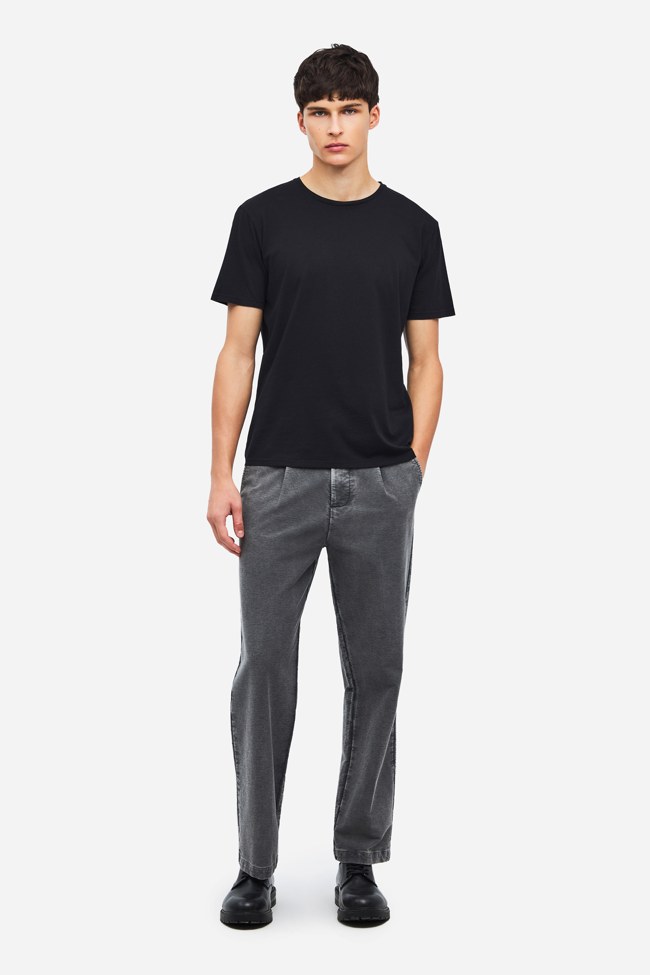 PLEATED TROUSERS