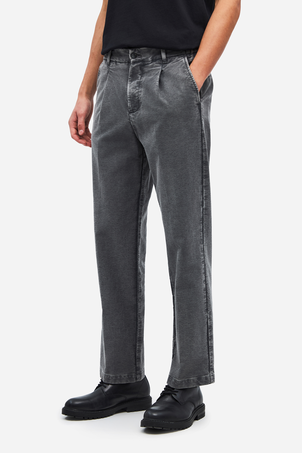 PLEATED TROUSERS