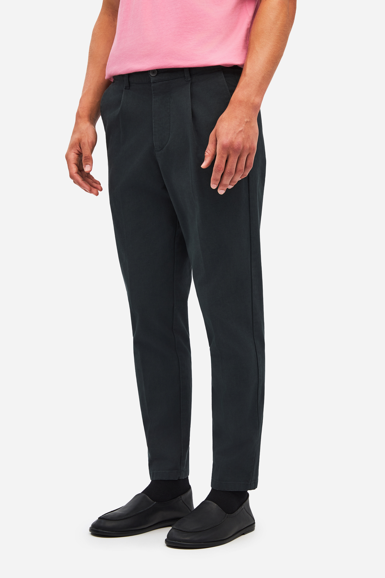 PIQUET PLEATED PANTS