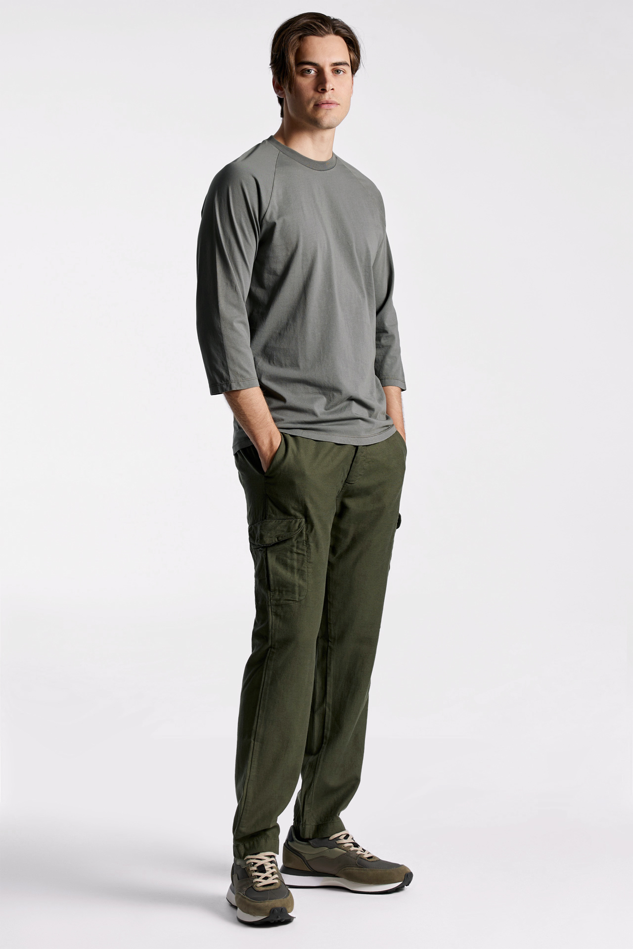 JOGGING FIT CARGO PANTS