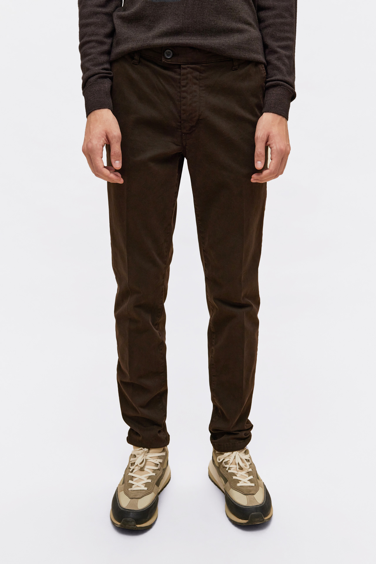 CHINO TROUSERS