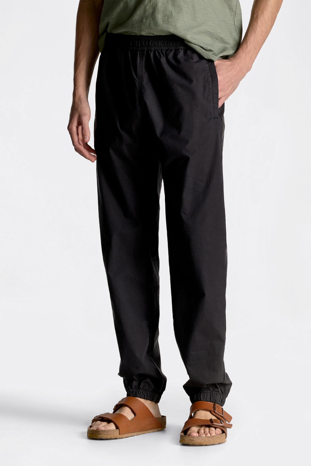 Relaxed Fit Cuffed Trouser