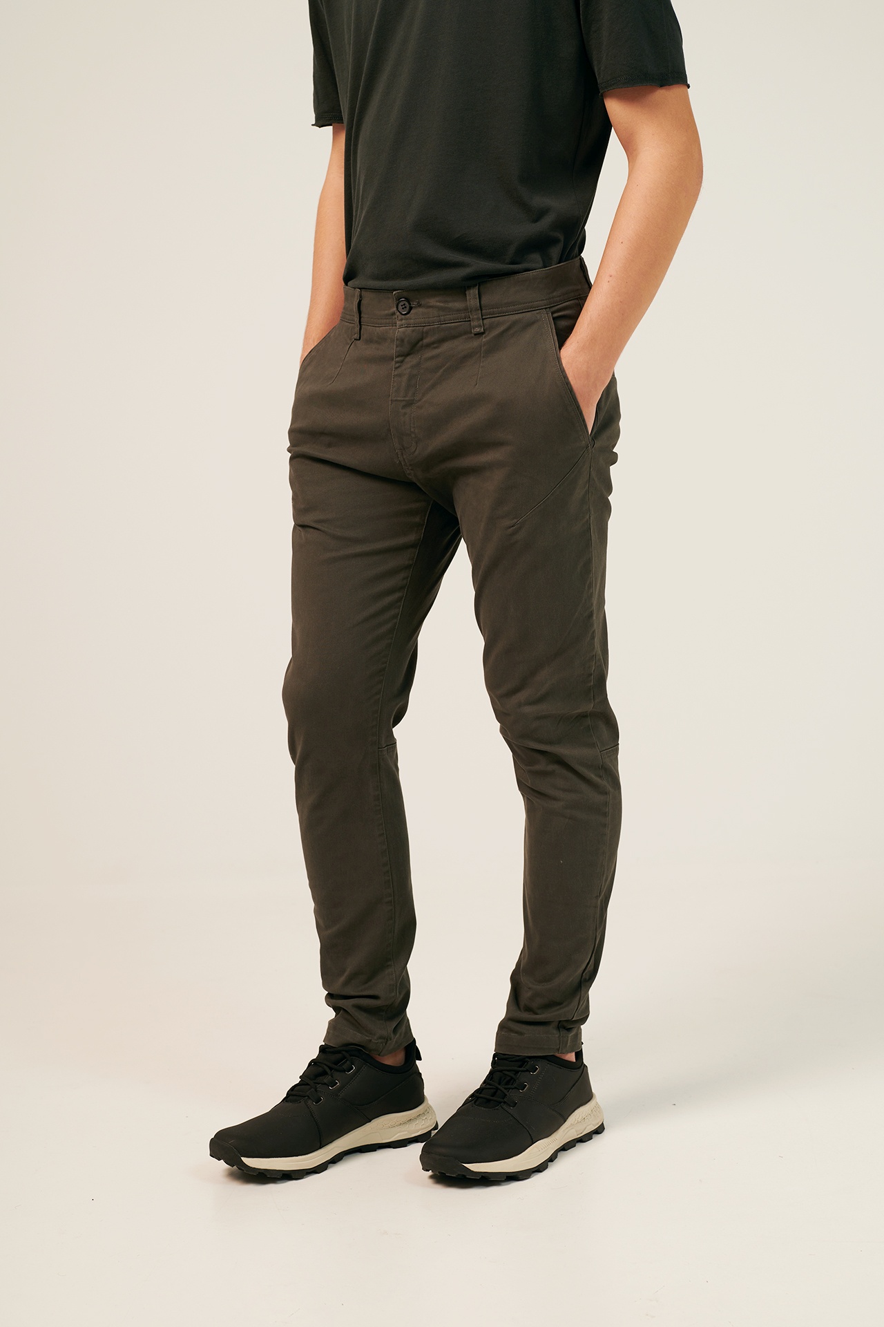 VINTAGE CHINOS